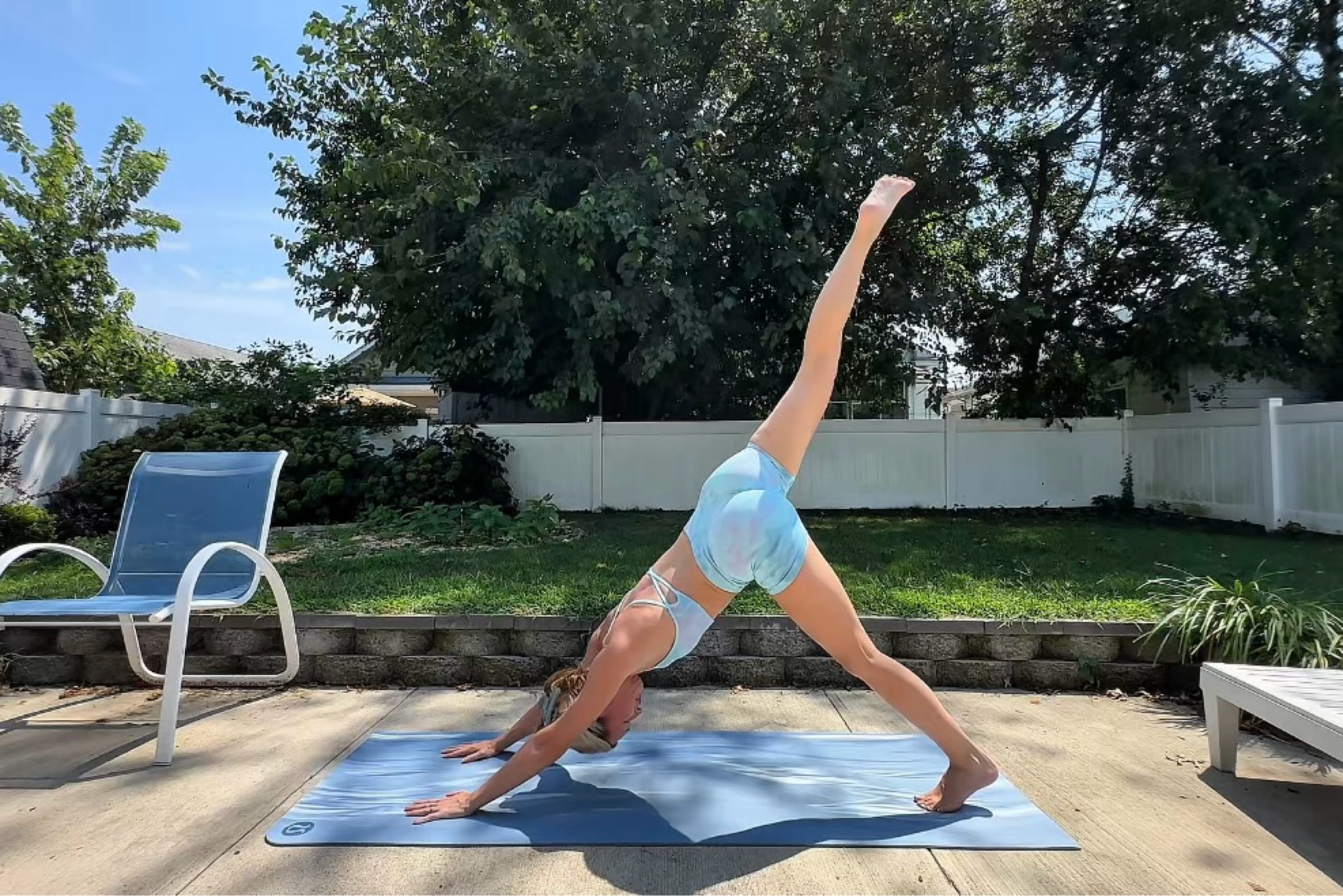 My favorite 2 piece yoga/pilates set from Amazon!! Obsessed w the tie dye ✨💖

#LTKActive #LTKTravel #LTKFindsUnder50