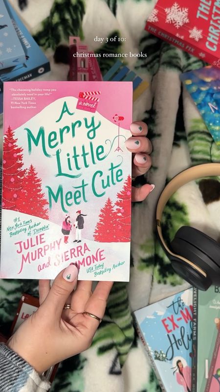 A Merry Little Meet Cute 🫶🏻 it’s so cute cozy and hilarious… &omg the spice 🌶️👀🤭

I really loved the perspective from behind the scenes while filming a “hallmark channel” equivalent movie ❄️ set in Christmas Notch, Vermont- I couldn’t have asked for better Christmas vibes 🎄



#holidayromancebooks #christmasromance #hallmarkbooks #amerrylittlemeetcute #10daysofchristmasromance #spicyromancebooks #momsthatread

#LTKVideo #LTKSeasonal #LTKHoliday