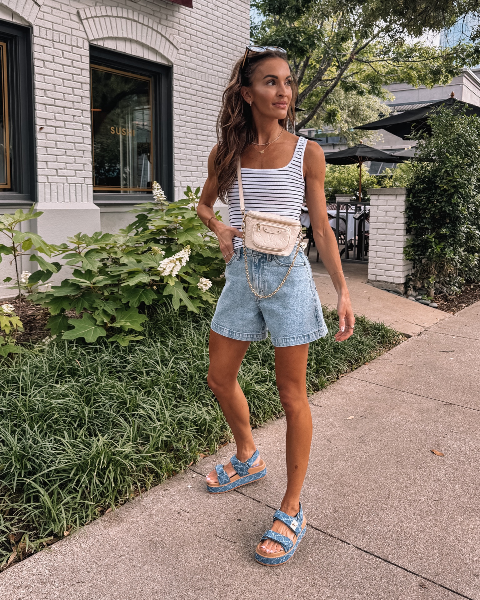 favorite abercrombie denim shorts on sale!! use code AFLAUREN for an extra 15% off! wearing size 25