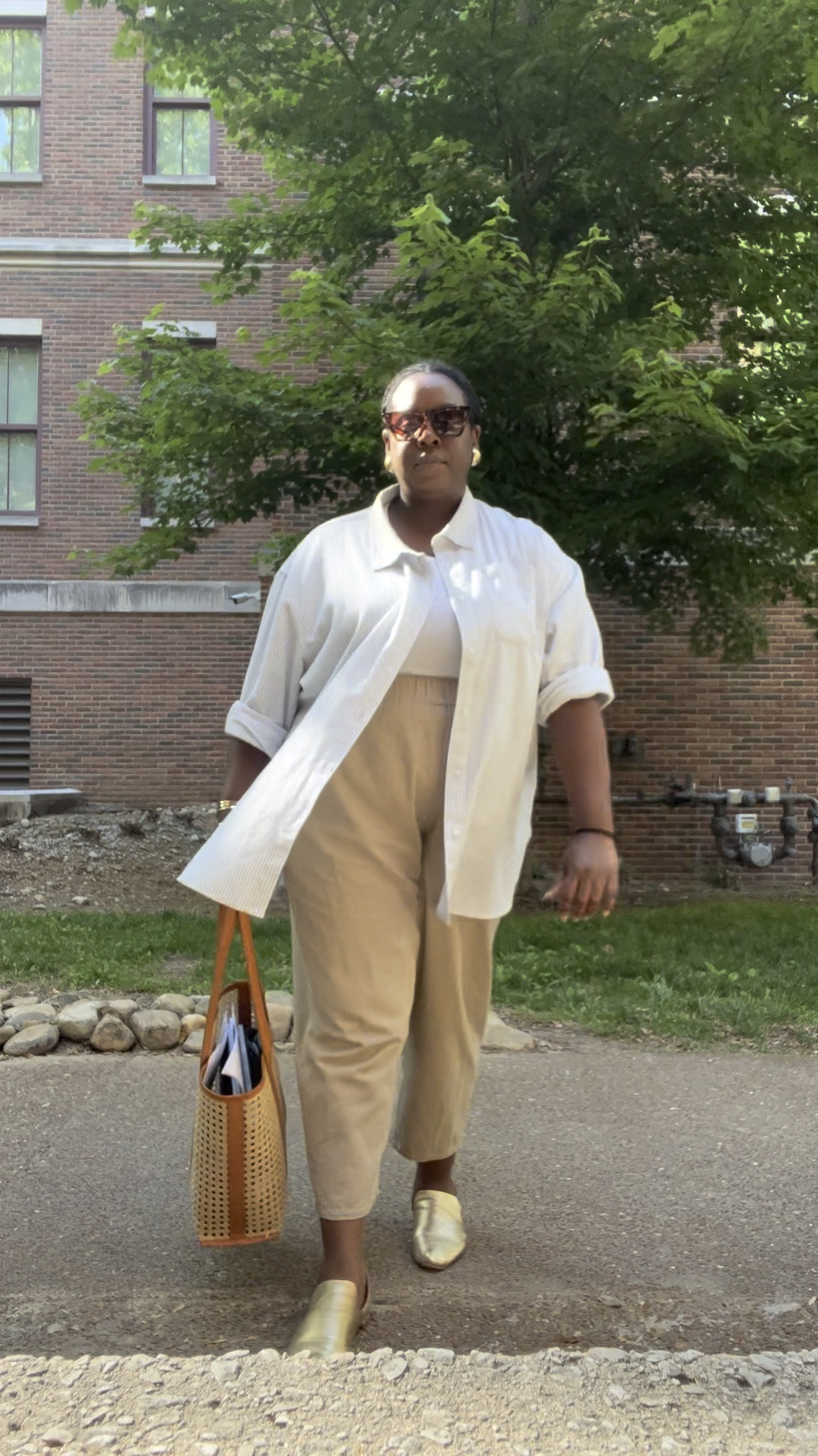 Shoes: Kelsie Dagger from Anthropologie 

#LTKcurves