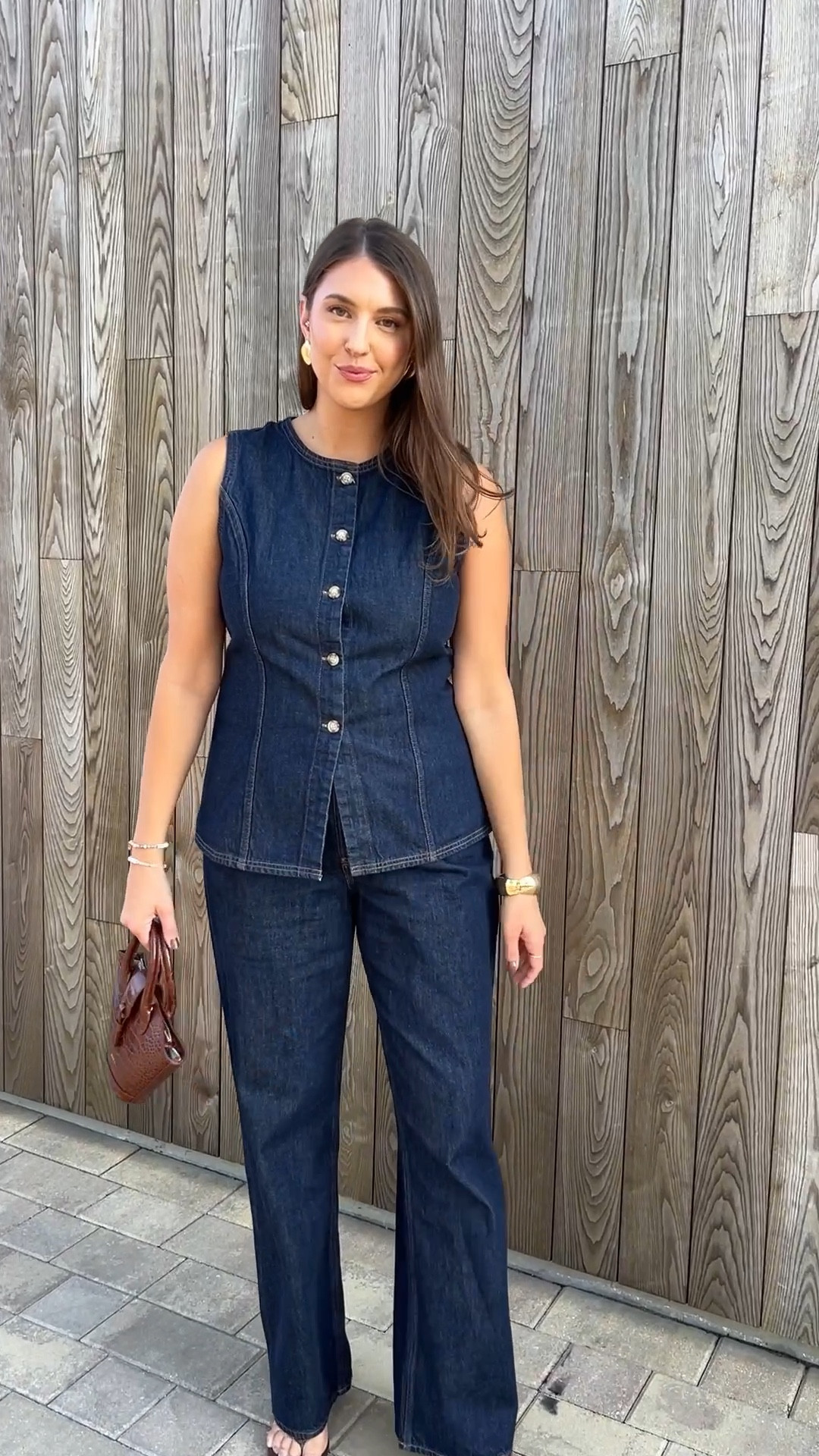 Denim outfit of the day Abercrombie X LTK 



size 10 fashion | size 10 | Tall girl outfit | tall girl fashion | midsize fashion size 10 | midsize | tall fashion | tall women | abercrombie and fitch 

#LTKTall #LTKCon #LTKStyleTip