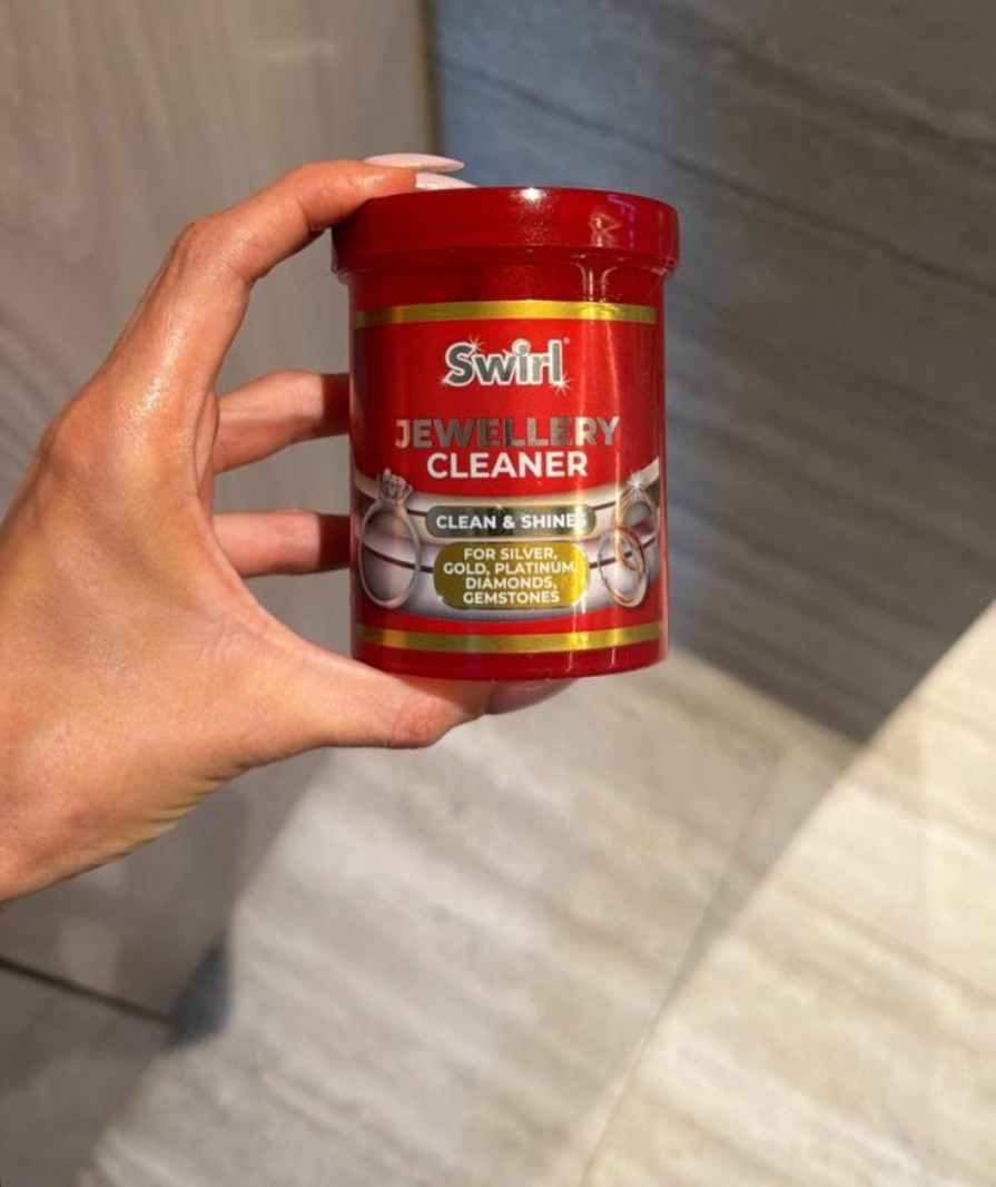 If you wear a lot of jewellery like me especially rings you absolutely NEED the jewellery cleaner. It is the BEST at giving all your jewellery an instant refresh! Makes it so sparkly and bright, in literally 60 seconds, such good value for money!!


#LTKeurope #LTKuk #LTKbeauty