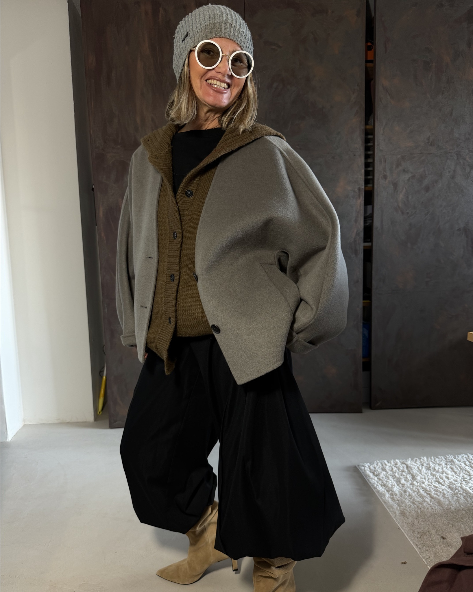 Mein Dailylook mit und von stilblock 

Weite Hose .. lang oder als Pumphose gestylt 

#LTKstorytime #LTKootd #LTKPetite