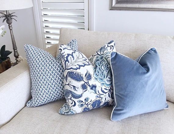 Hamptons Style Cushions Linen Cushions Jacobean Pillows - Etsy | Etsy (US)
