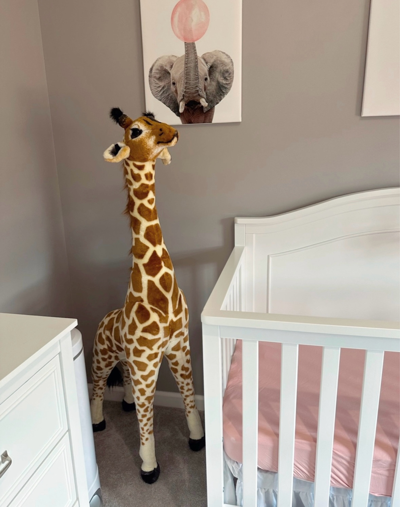 Baby nursery finds

Crib | Melissa and Doug Giraffe | nursery art | changing table | white crib | baby room 

#LTKBaby #LTKKids #LTKHome