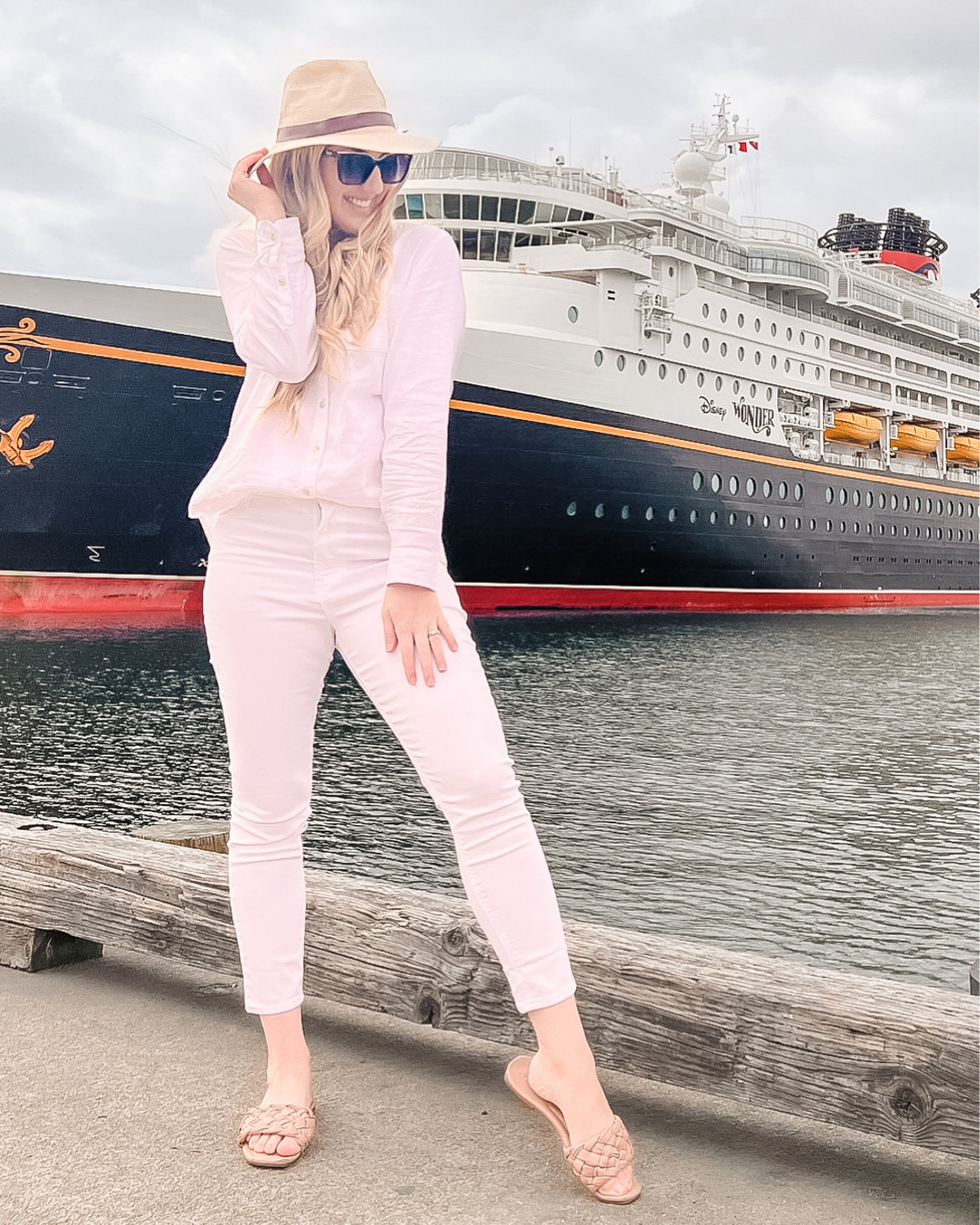 Disney Cruise outfit inspo for your next cruise vacation - comfy casual cruise style #disneycruise #cruisestyle #disneyoutfits

#LTKtravel #LTKstyletip #LTKFind