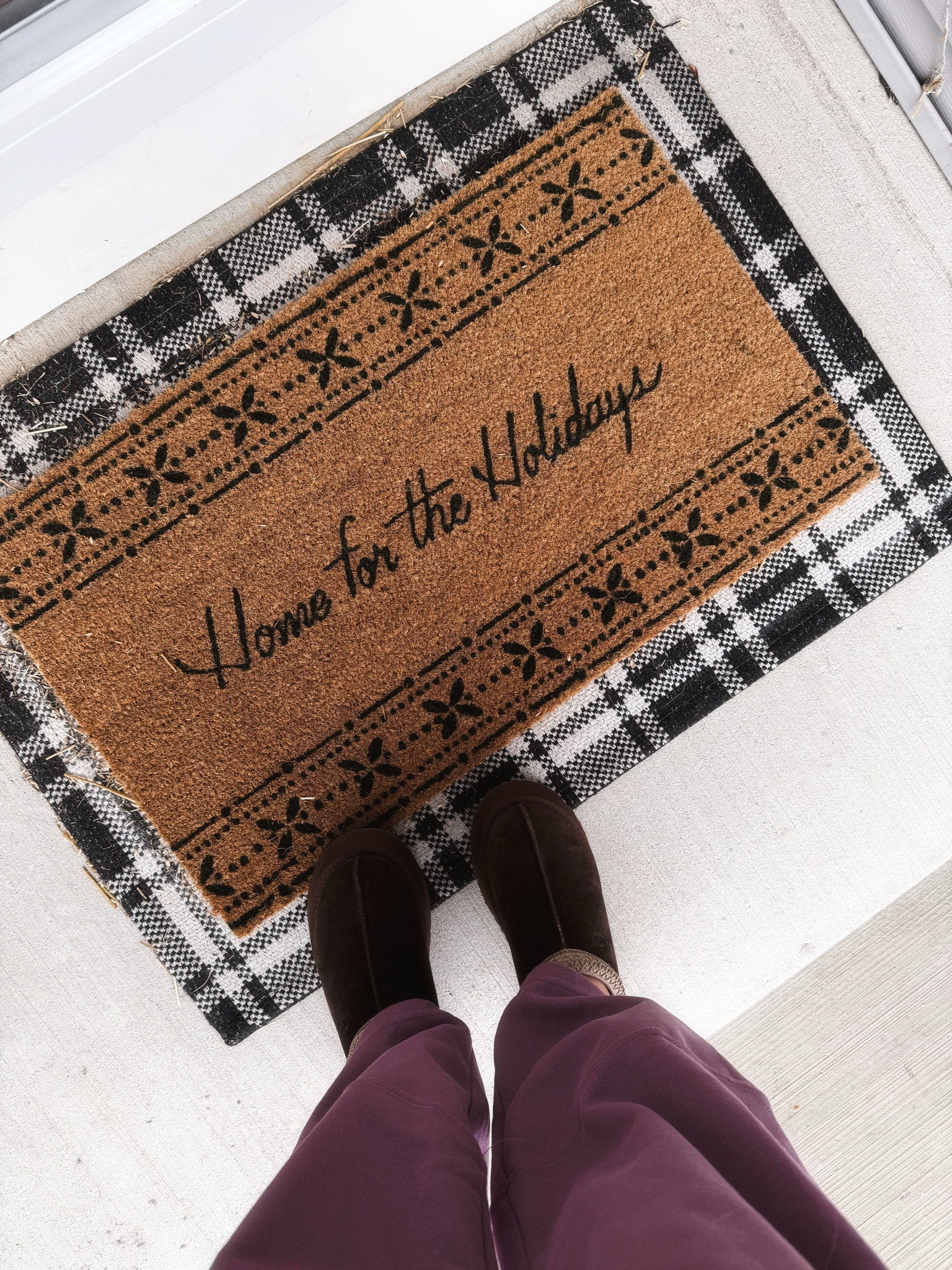 Home for the holidays rug from Target! She’s so cute! 



#LTKSeasonal #LTKHome #LTKHoliday