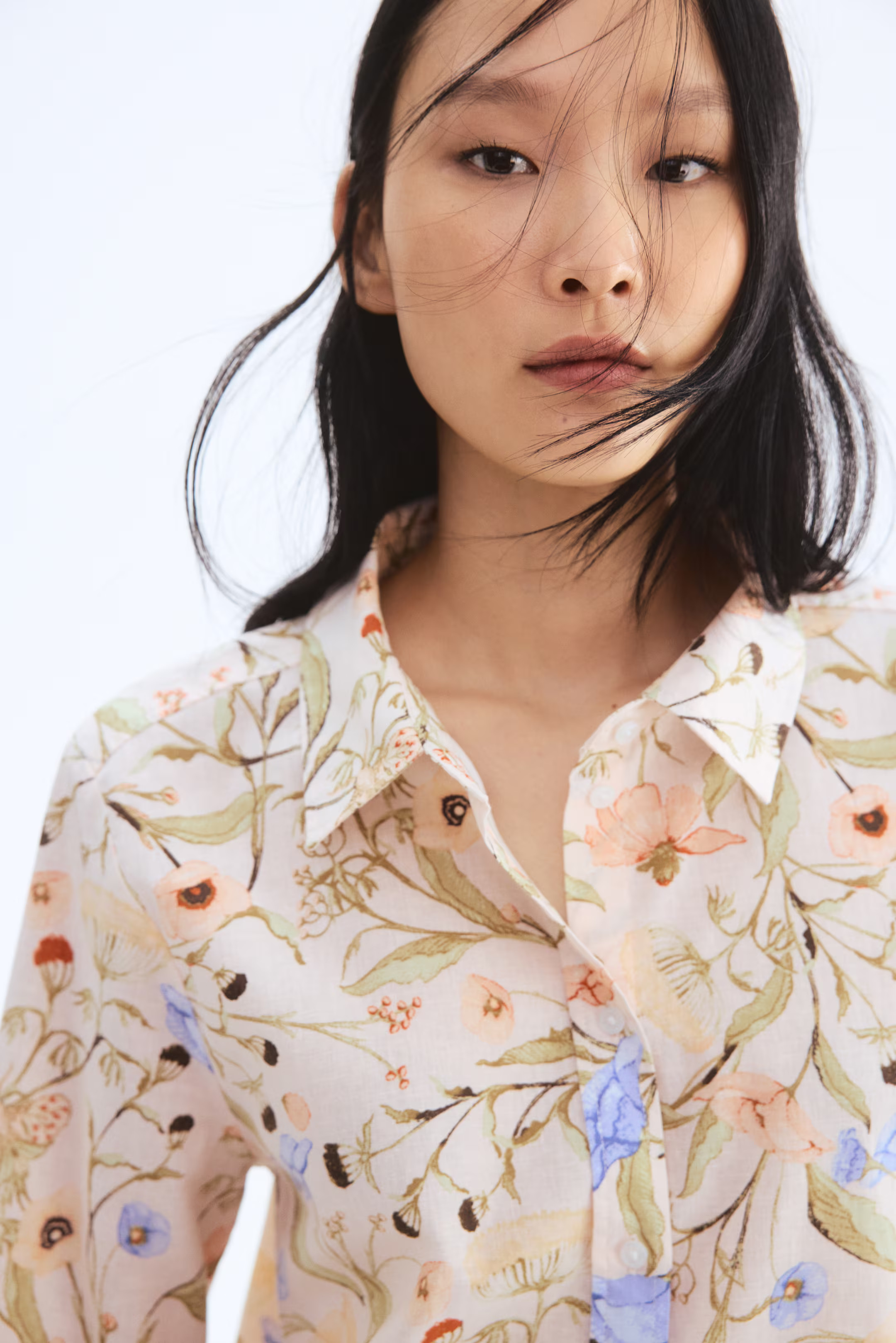 Linen-blend shirt | H&M (UK, MY, IN, SG, PH, TW, HK)