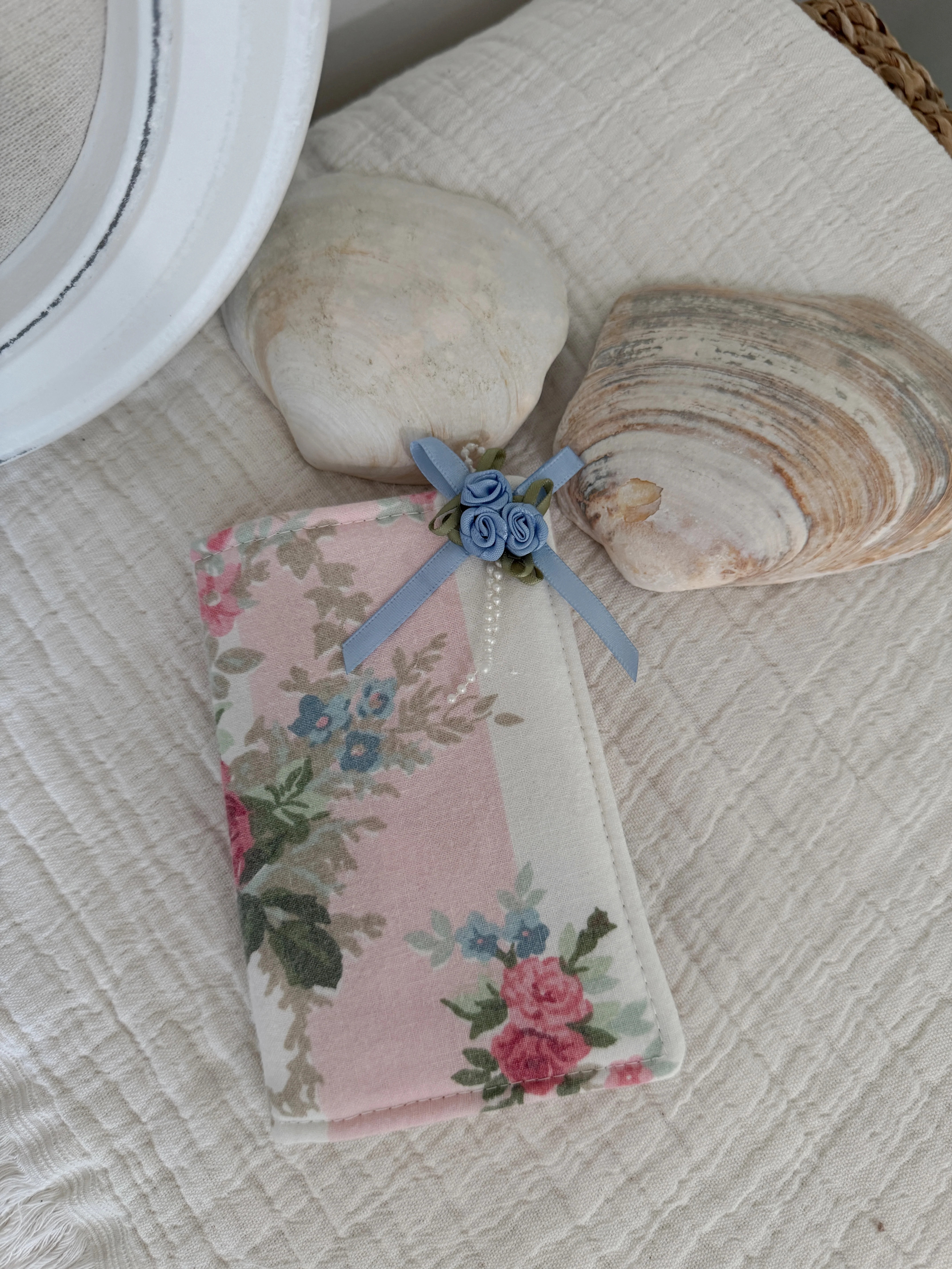 Bespoke Vintage Hamptons Passport Cover | Shop Your Darling Style