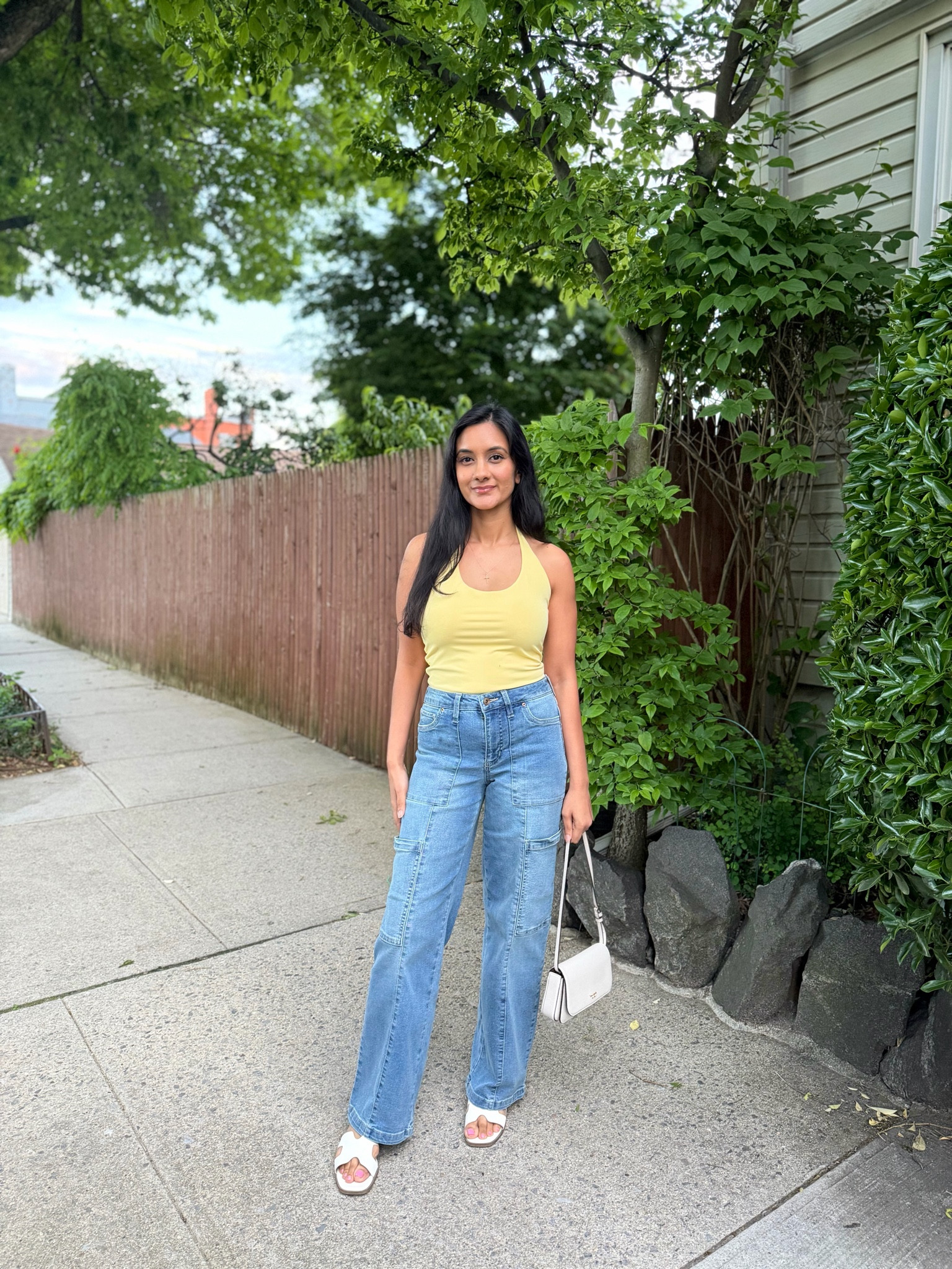 Wearing S in top

Yellow halter top // amazon halter top

#LTKSeasonal #LTKootd