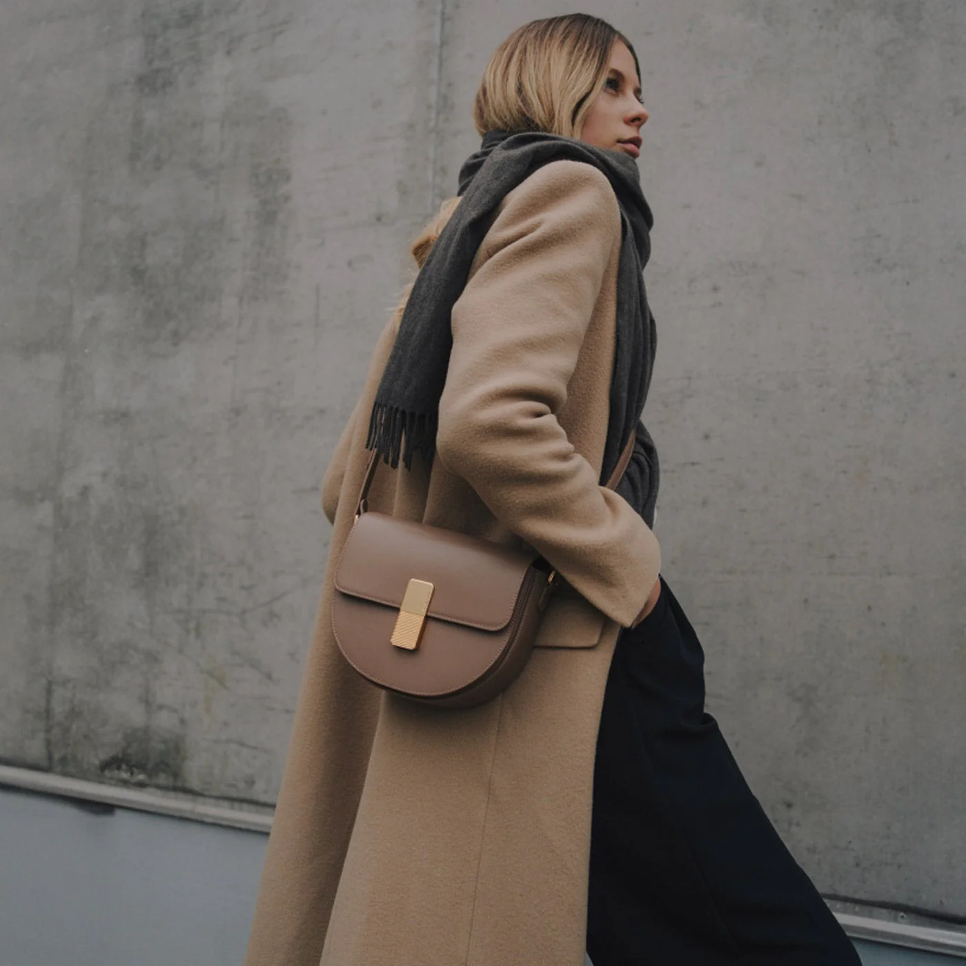 Sully Gold Edition - Taupe Box Leather | ATELIERS AUGUSTE