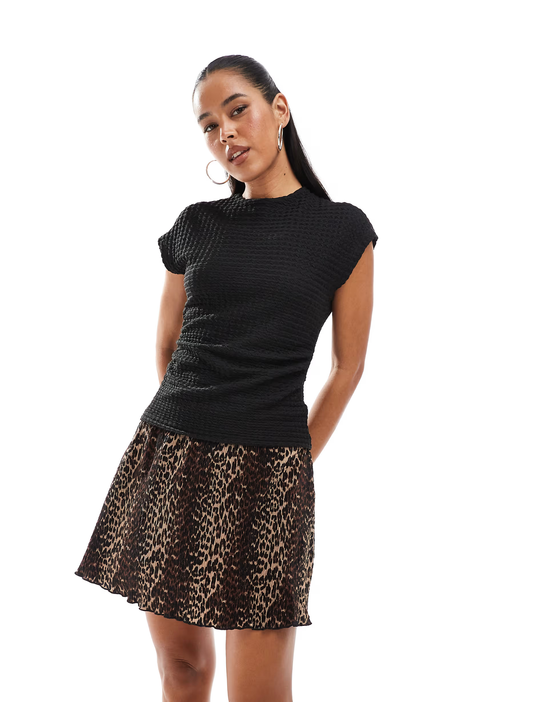 Pieces flippy hem mini skirt in leopard print | ASOS (Global)