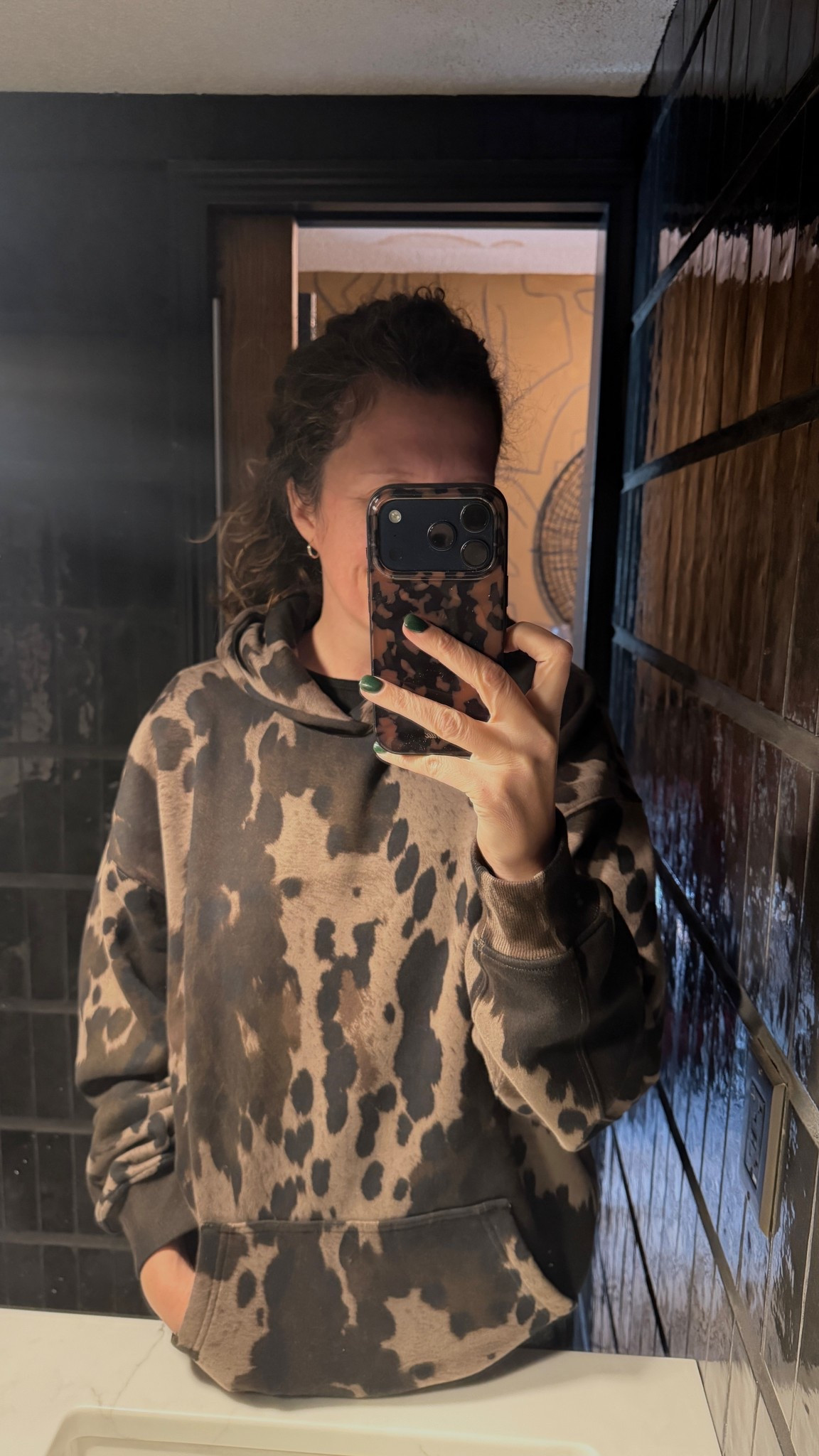 Wearing a men’s medium tall and it’s the coziest thing ever. 

#LTKOver40 #LTKFindsUnder50 #LTKSaleAlert