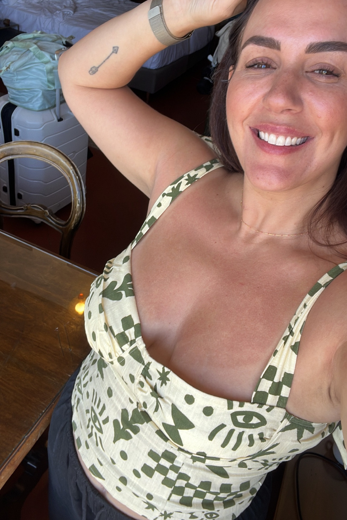 YOU NEED THIS TOP.. FULL-STOP ☺️
The fact that it was so easy to wear and I didn’t need to wear a bra.. 10/10 

#LTKeurope #LTKaustralia #LTKcurves