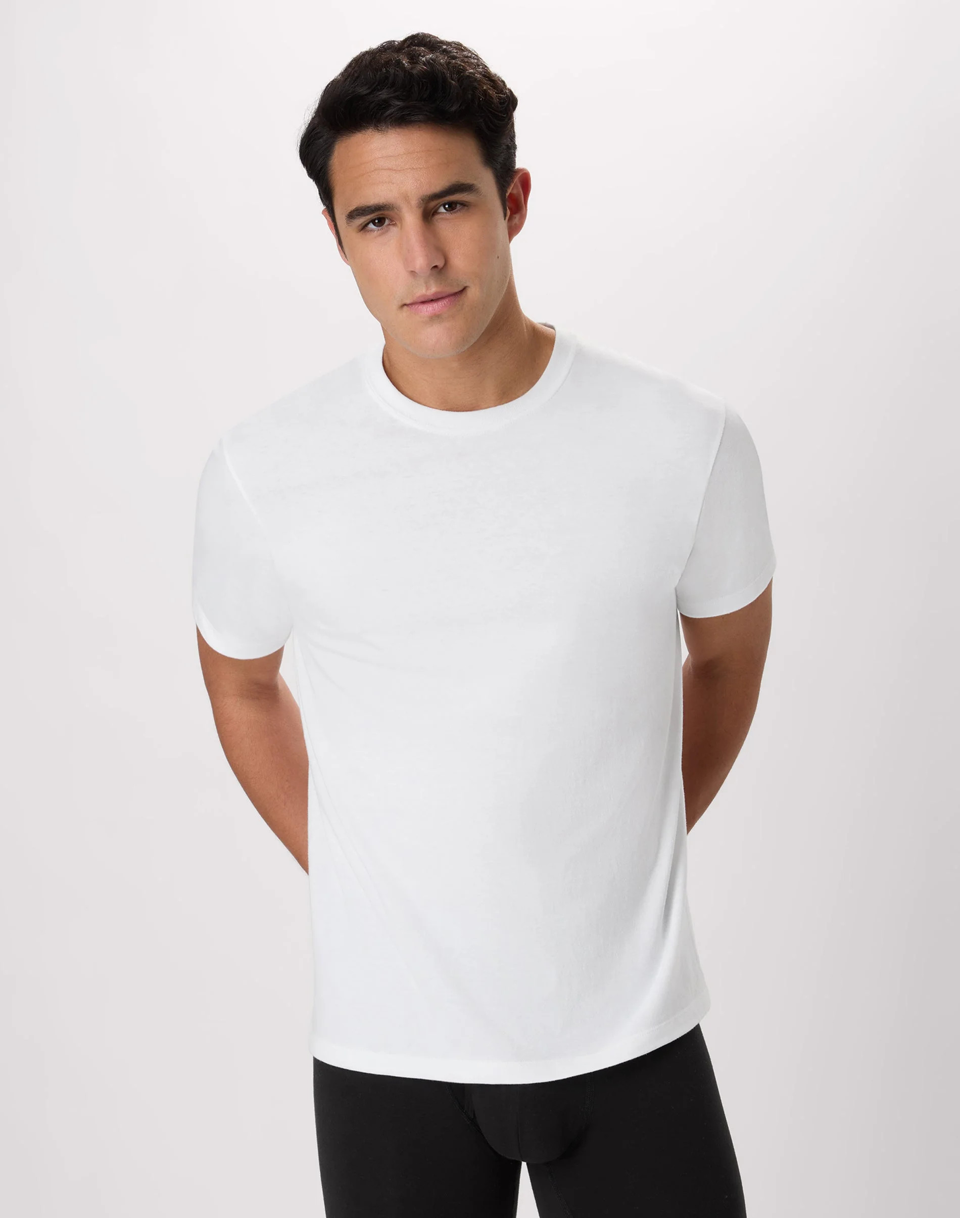 Hanes Men's Undershirts Pack, 5-Pack, Crewneck T Shirts for Men, Moisture Wicking White XL | Hanes.com