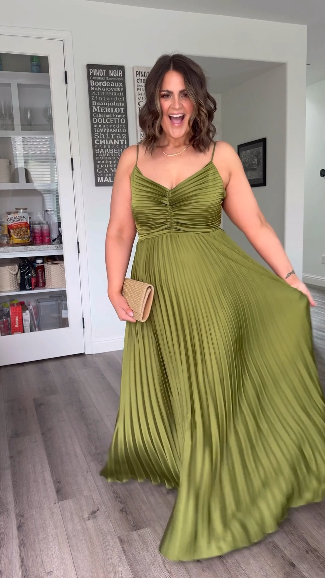 Wedding guest dress, 14
Code: itscourtney20

I’m a size 12/14 - no stretch in the dress - tons of flow beneath the bust, but don’t size down!

Spring wedding, wedding guest dress, floral dress, midsize, size 12, size 14, petal and pup, semi formal dress, summer wedding, under $100

#LTKWedding #LTKWatchNow #LTKFindsUnder100