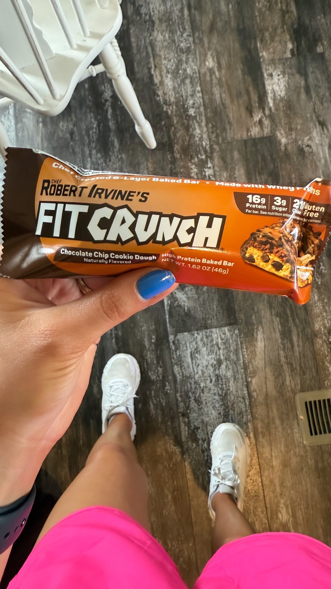 My obsession right now.. hands down my favorite protein bar ever! It taste like a dessert! 😋😍 (linked a 5, 9 and 18 pack!)