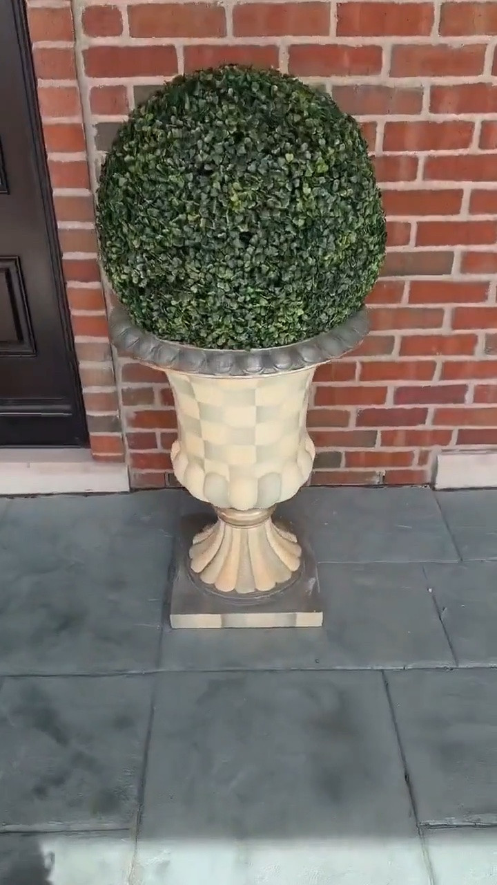 These faux flowers from Amazon look so realistic and are such an easy way to bring color and charm into your home. I love using these artificial flowers on shelves, coffee tables, or an entryway when a space needs a little something extra. You get the look of fresh flowers with this affordable Amazon home decor find, but without any of the upkeep.

#LTKSeasonal #LTKOver40 #LTKHome