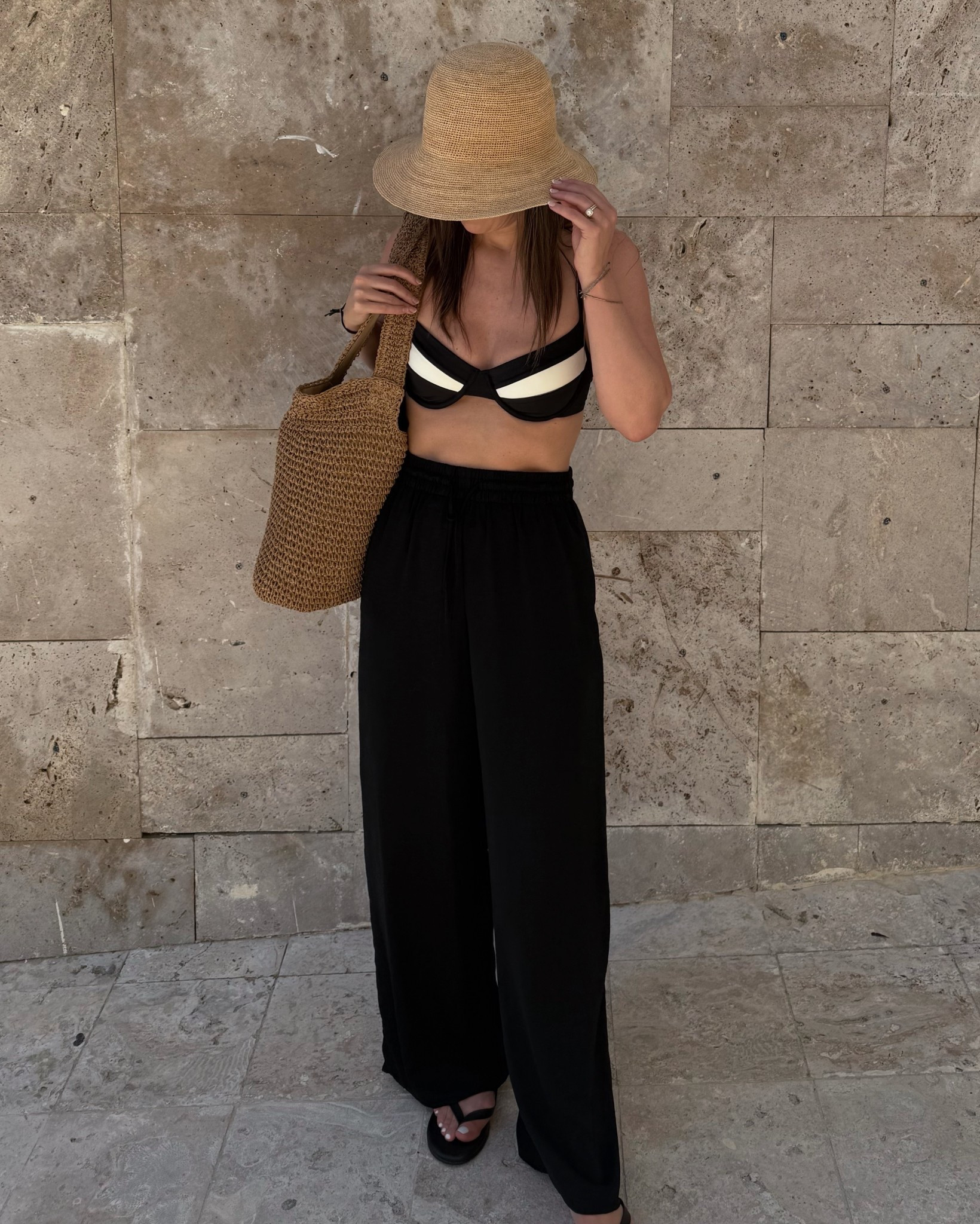 big life regret - not getting Monday Swimwear earlier 
Medium bottoms | Medium top 
