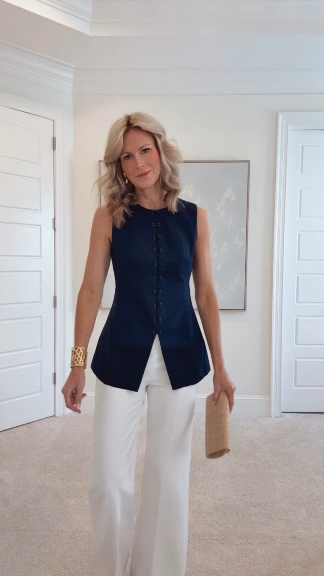 Tuckernuck just gets it. Timeless, polished, and easy to wear on repeat. Linking my current favorites for you here. @tuckernuck #tuckernuckpartner

#LTKSeasonal