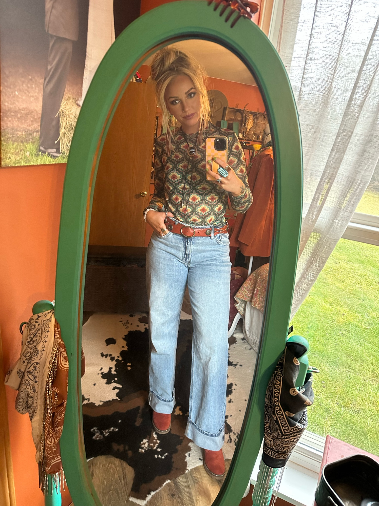 This outfit is simple yet giving me so much life! Top is from Lil Bees Bohemian 