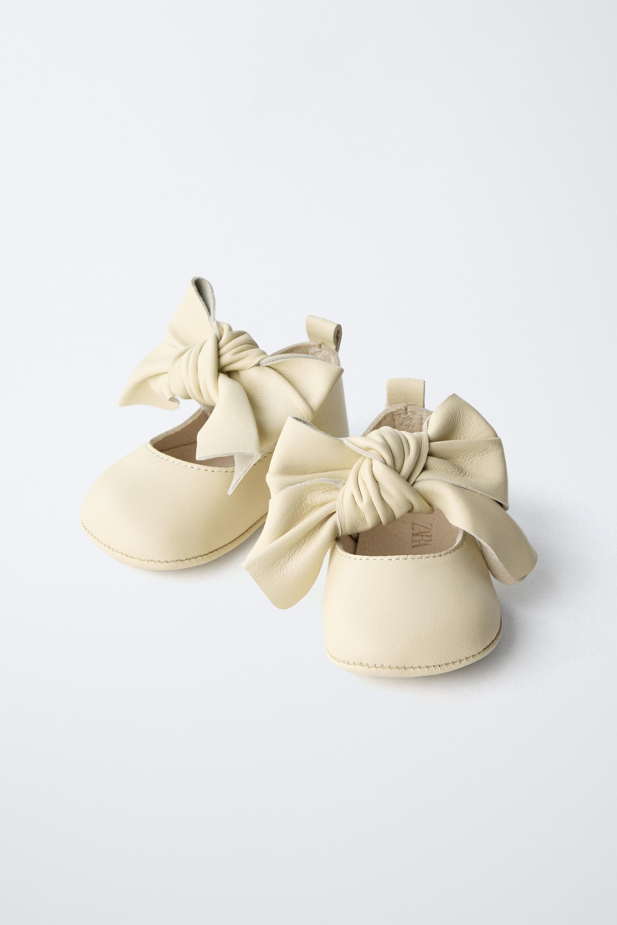 LEATHER BALLERINA | Zara US