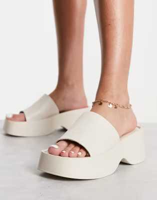 London Rebel flatform square toe sliders in cream | ASOS (Global)