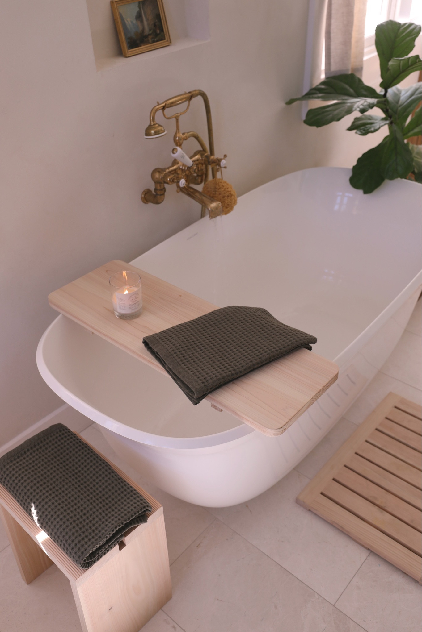 Cozy and warm bathroom decor
 🛁

#LTKStyleTip #LTKSeasonal #LTKHome