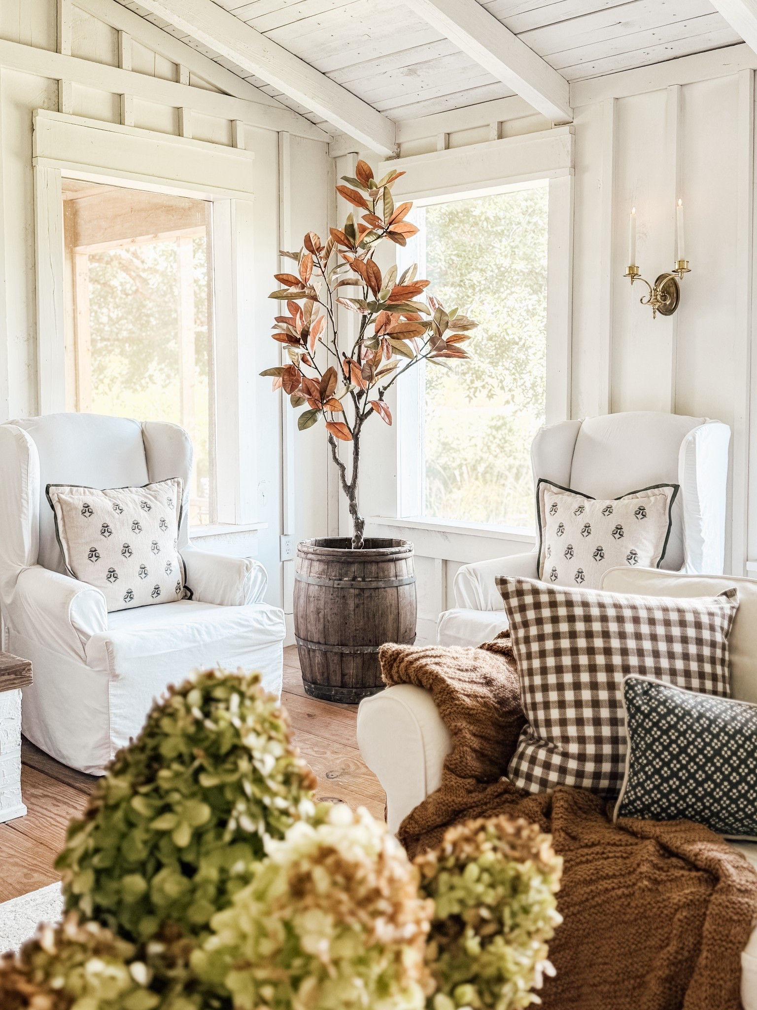 This magnolia tree is the perfect look for Fall! 🤎💚

#LTKSeasonal #LTKHome