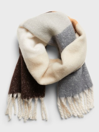 Oversized Color-Block Fuzzy Scarf | Banana Republic (US)