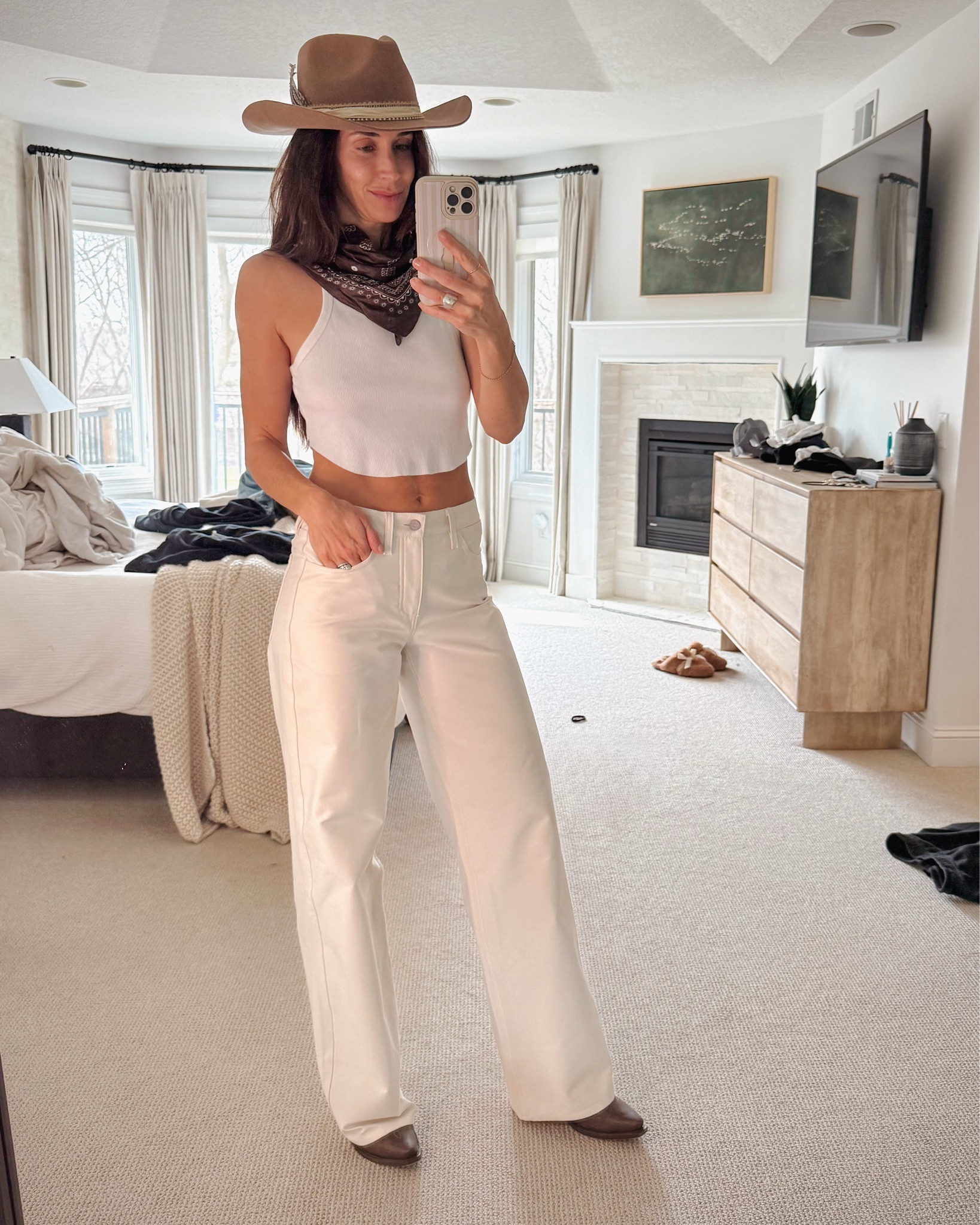 Morgan Wallen concert, outfit ideas for a mom in her 30’s! Country concert! 

#LTKgrwm #LTKootd #LTKFestival