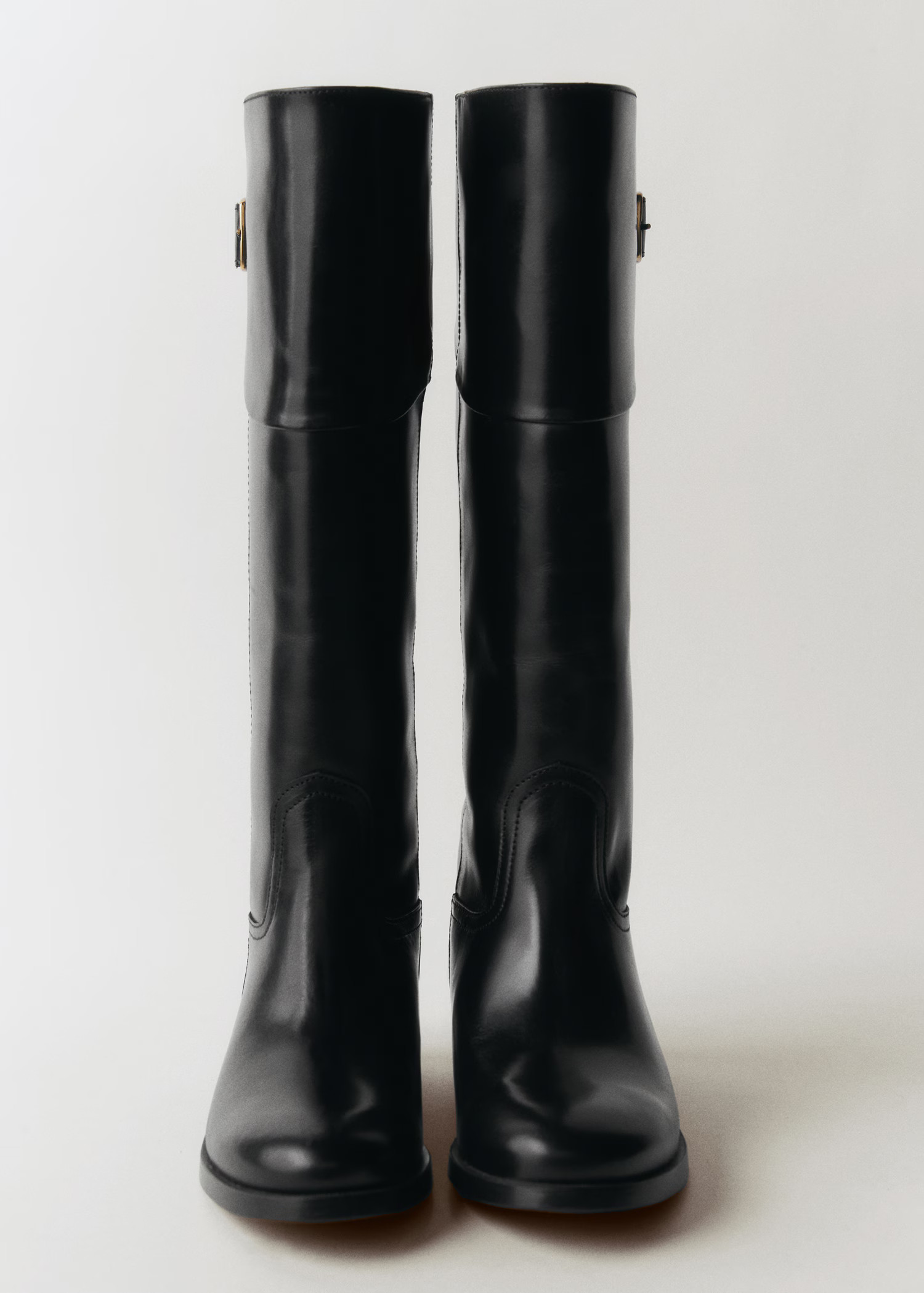 Buckles leather boots | Mango (US/MX/AU)