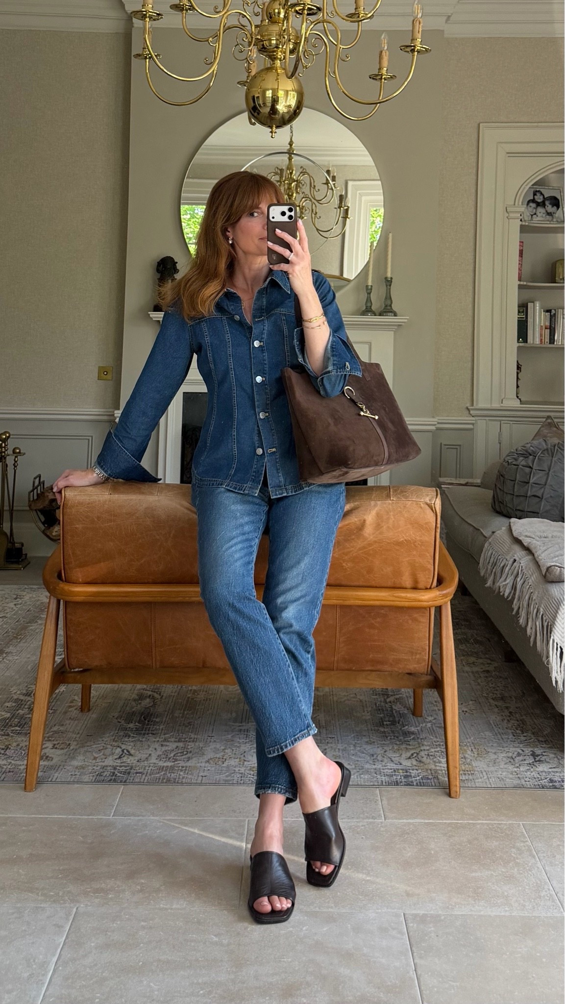 Double denim 💙
Levi’s 501’s cropped 
Fitted denim shirt
Brown mule sandals 
Suede bag

#LTKuk #LTKspring #LTKjeans