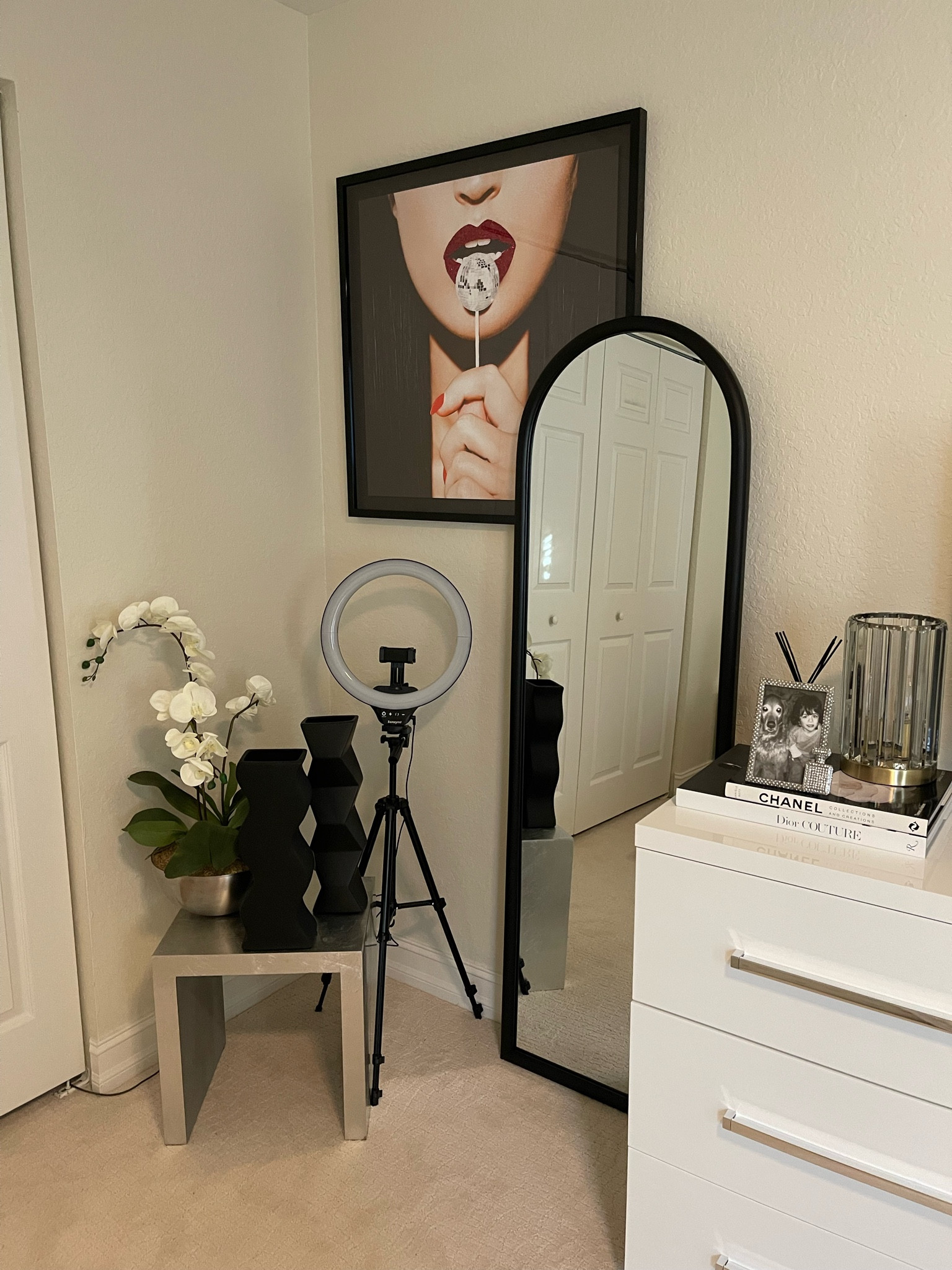 Behind the scenes, where I shoot some of my content!

#LTKU #LTKWatchNow #LTKStyleTip