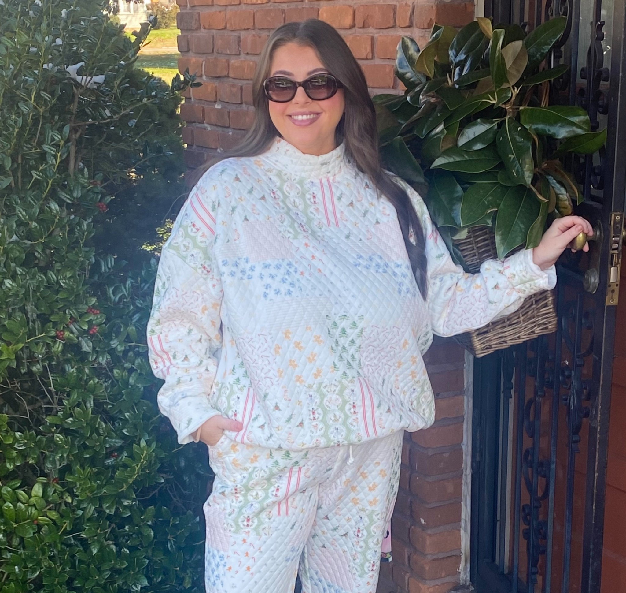 Cute. Comfy. Christmas. 🎄🩷 loving this quilted set! 

#LTKPlusSize #LTKootd #LTKHoliday