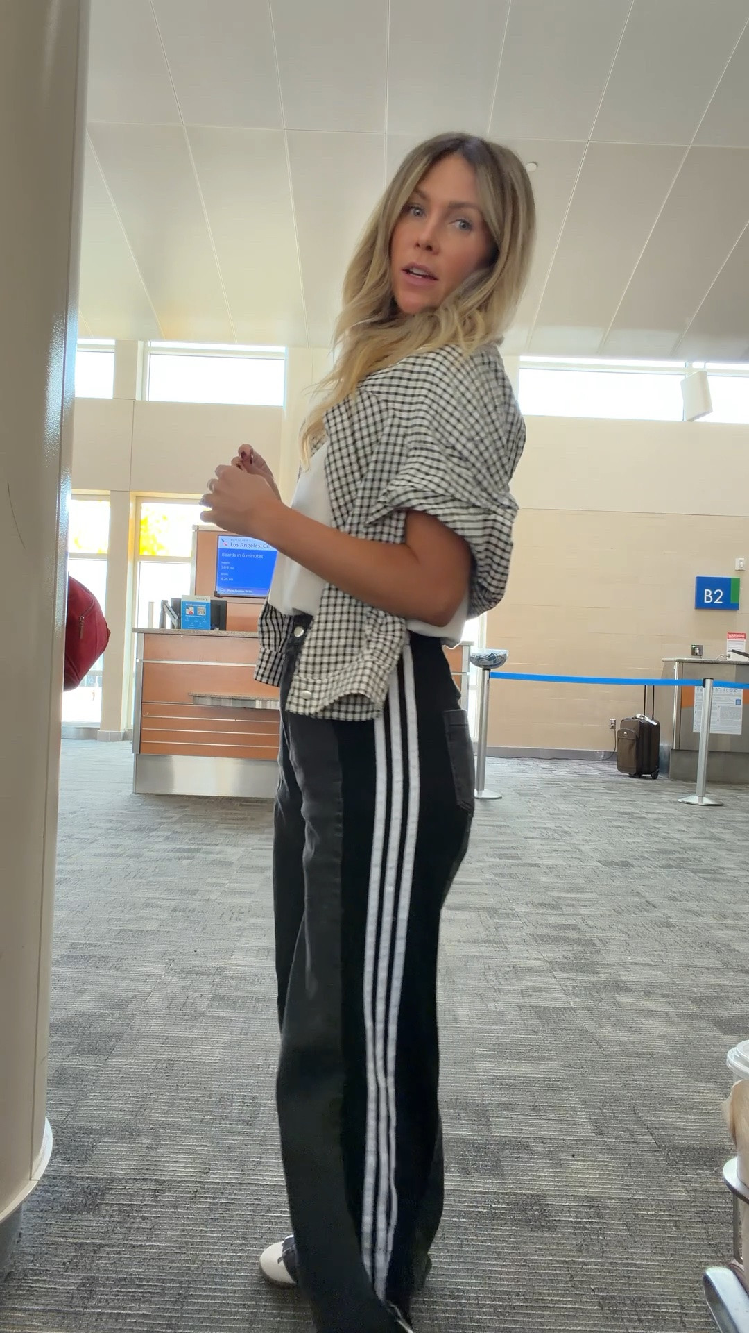 Today’s travel ootd ✈️ 
Outfit is Amazon 
Adidas Mary Jane sneakers

#LTKootd #LTKOver40 #LTKTravel