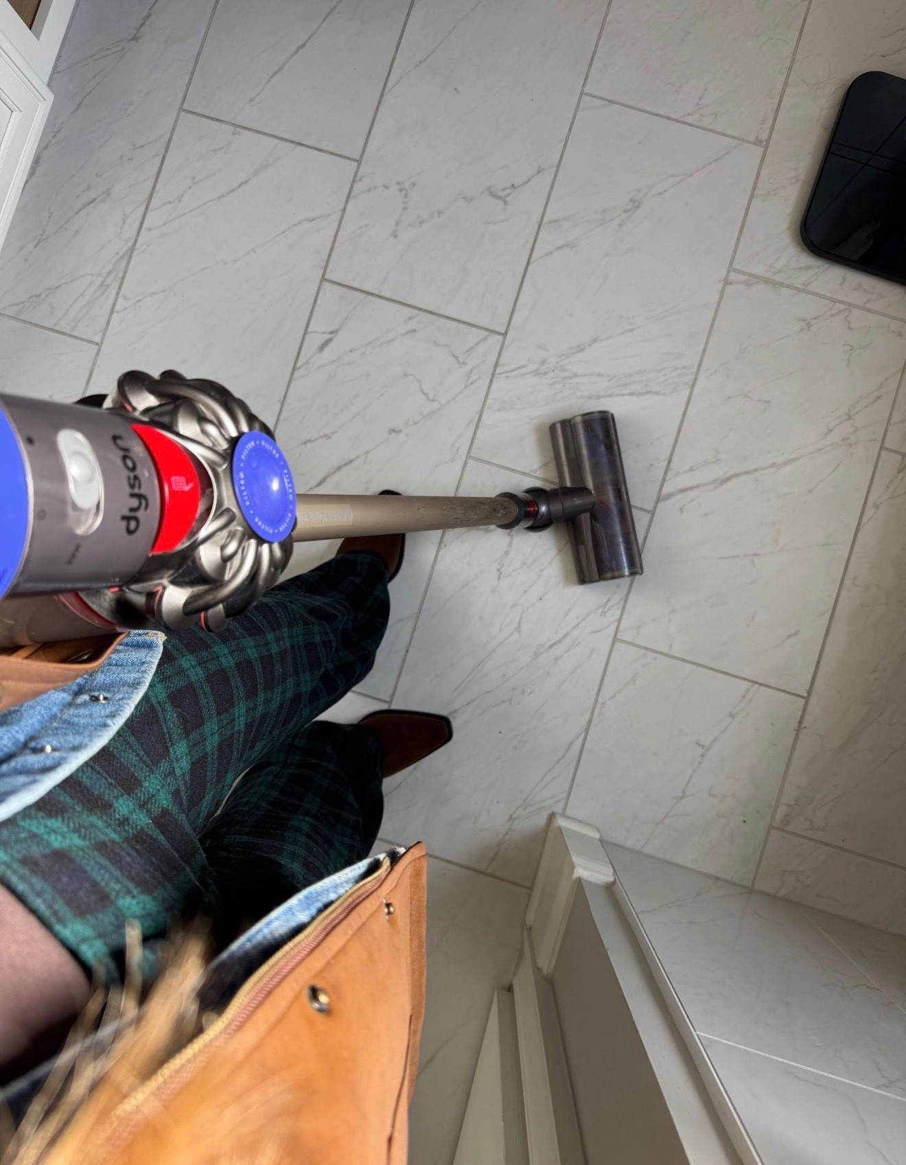 Amazon sale is happening! We’ve had our cordless vacuum for over years and have never had to service it. We use it every single day

#LTKSaleAlert #LTKHome #LTKU