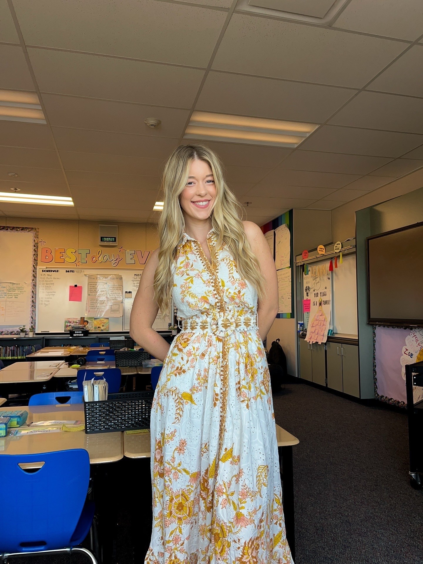 RTR rental, Such a beautiful dress to transition to fall!! 

#LTKWorkwear #LTKSeasonal