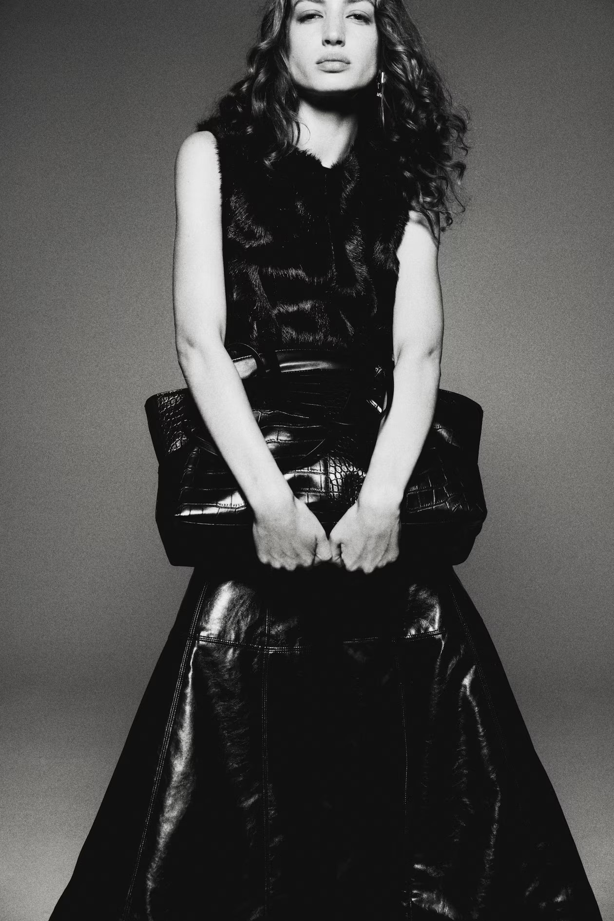 Coated Circle Skirt - Black - Ladies | H&M US | H&M (US + CA)