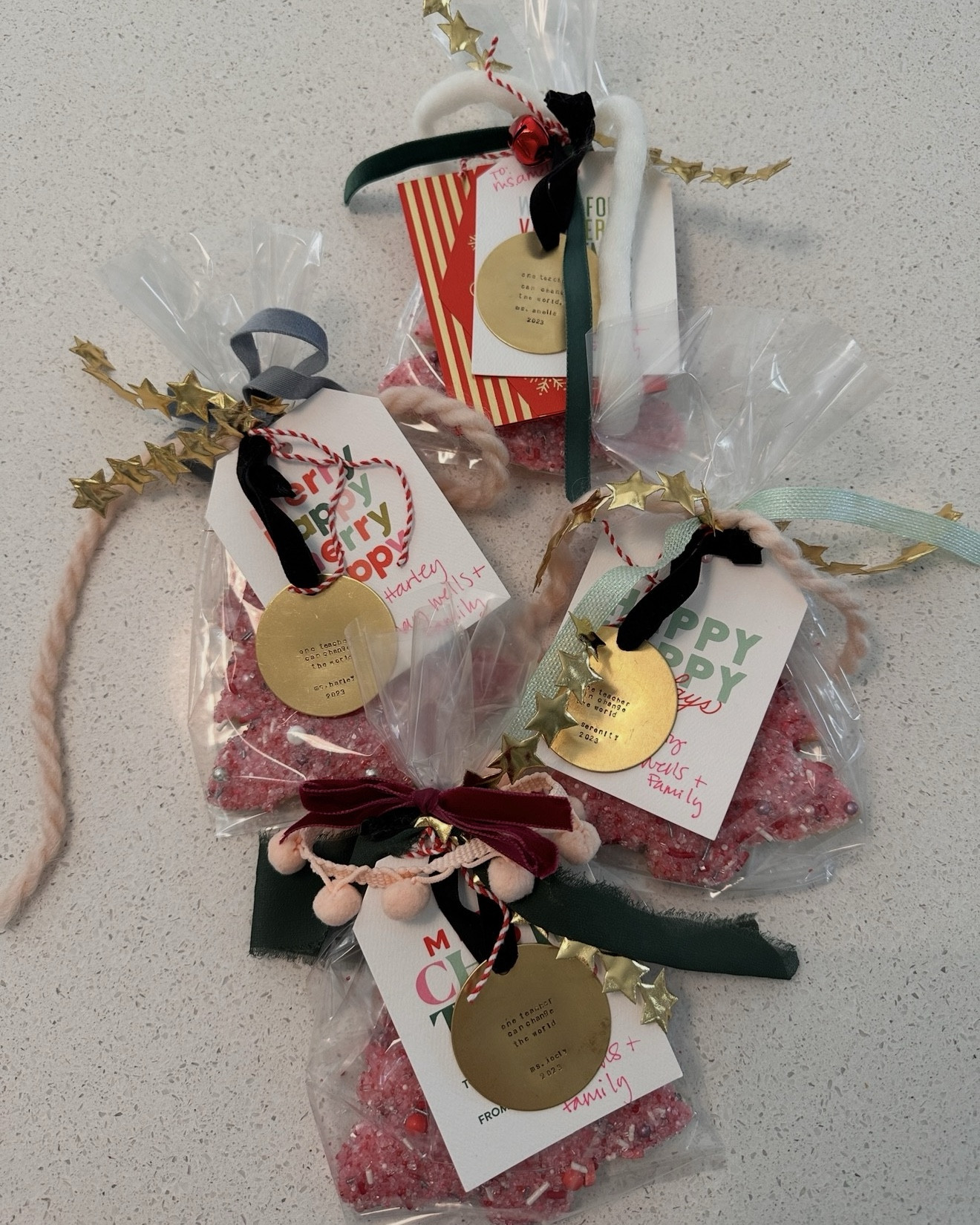 One of my favorite special ways to give teacher gift cards — turning them into something personal + keepsake-worthy. Gift cards topped with personalized ornaments, layered with festive ribbon, handwritten notes, and wrapped to perfection 🤍
It’s such an easy way to make a simple gift card feel thoughtful, intentional, and extra special. Perfect for Christmas teacher gifts, room parent ideas, class gifts, or anyone you want to say thank you to in a meaningful way.
Save this if you’re looking for creative gift card wrapping ideas, holiday teacher gifts, or easy DIY teacher gift inspiration that feels elevated but not overdone ✨
#TeacherGiftIdeas #HolidayTeacherGifts #GiftCardIdeas #TeacherChristmasGifts #RoomMomLife #ClassGiftIdeas #HolidayWrapping #GiftWrappingIdeas #ThoughtfulGifts #TeacherAppreciation #OccasionallyPerfect

#LTKHoliday #LTKGiftGuide #LTKmomlife