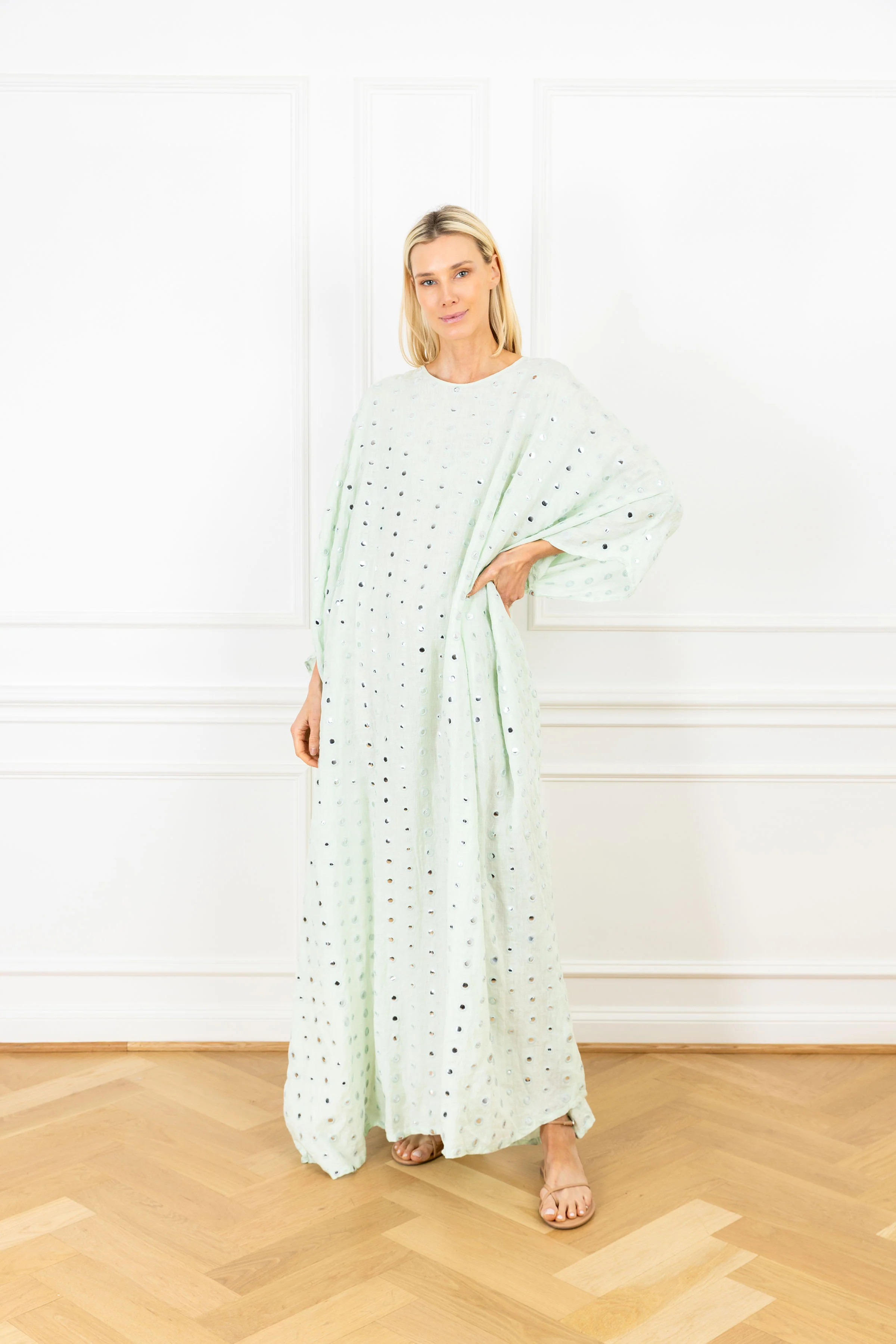 Mint Mirrors Linen Maxi Keyhole Caftan | La Vie Style House