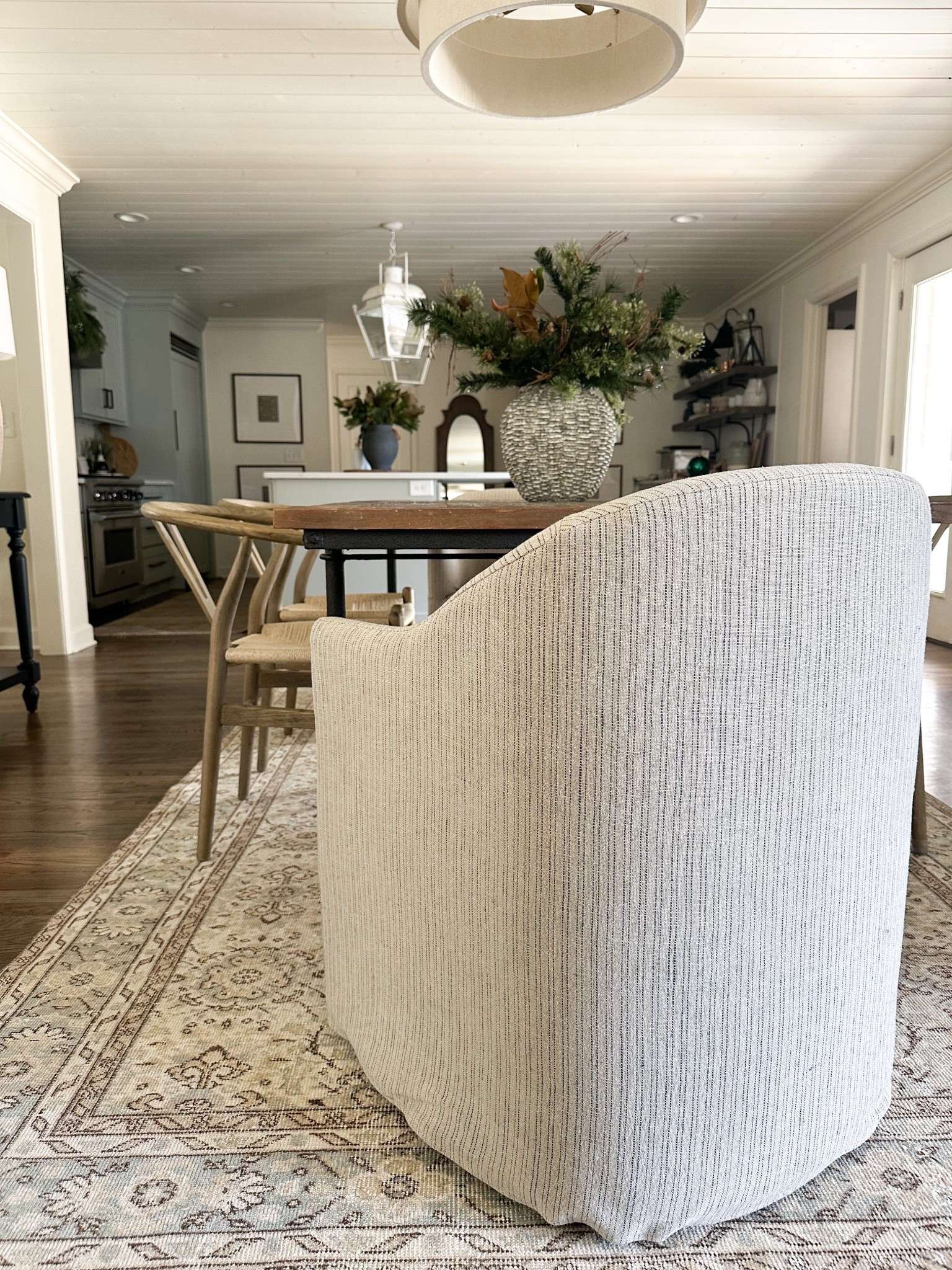 This dining chair is comfy and has the best subtle pattern! 



#LTKSaleAlert #LTKHome