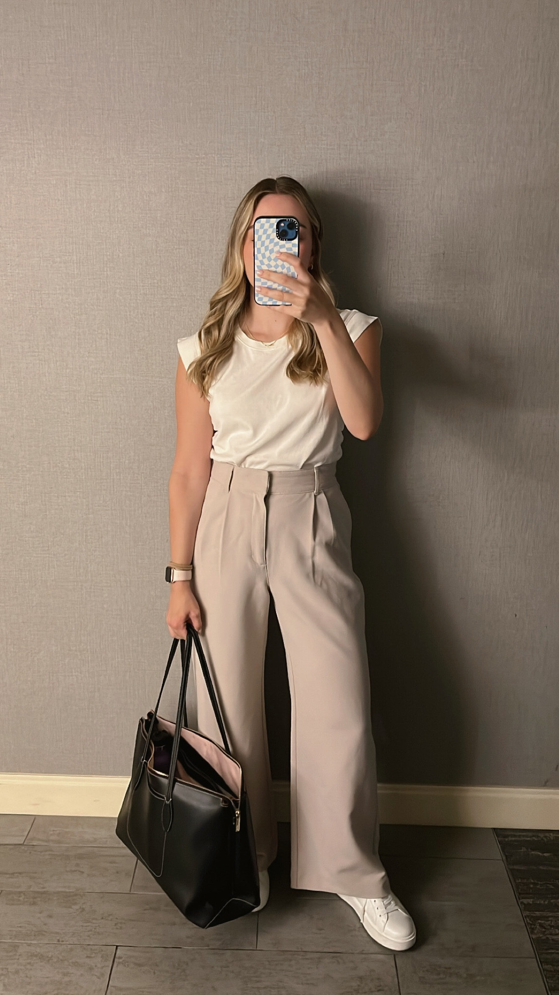 Fall workwear🍂 Abercrombie has a ton of great work pant options that always go on sale! Pants 26 short, top small, shoes tts

workwear, work outfit, work style, business outfit, work tote, work pants, slacks, business casual outfit 


#LTKshoecrush #LTKworkwear #LTKitbag