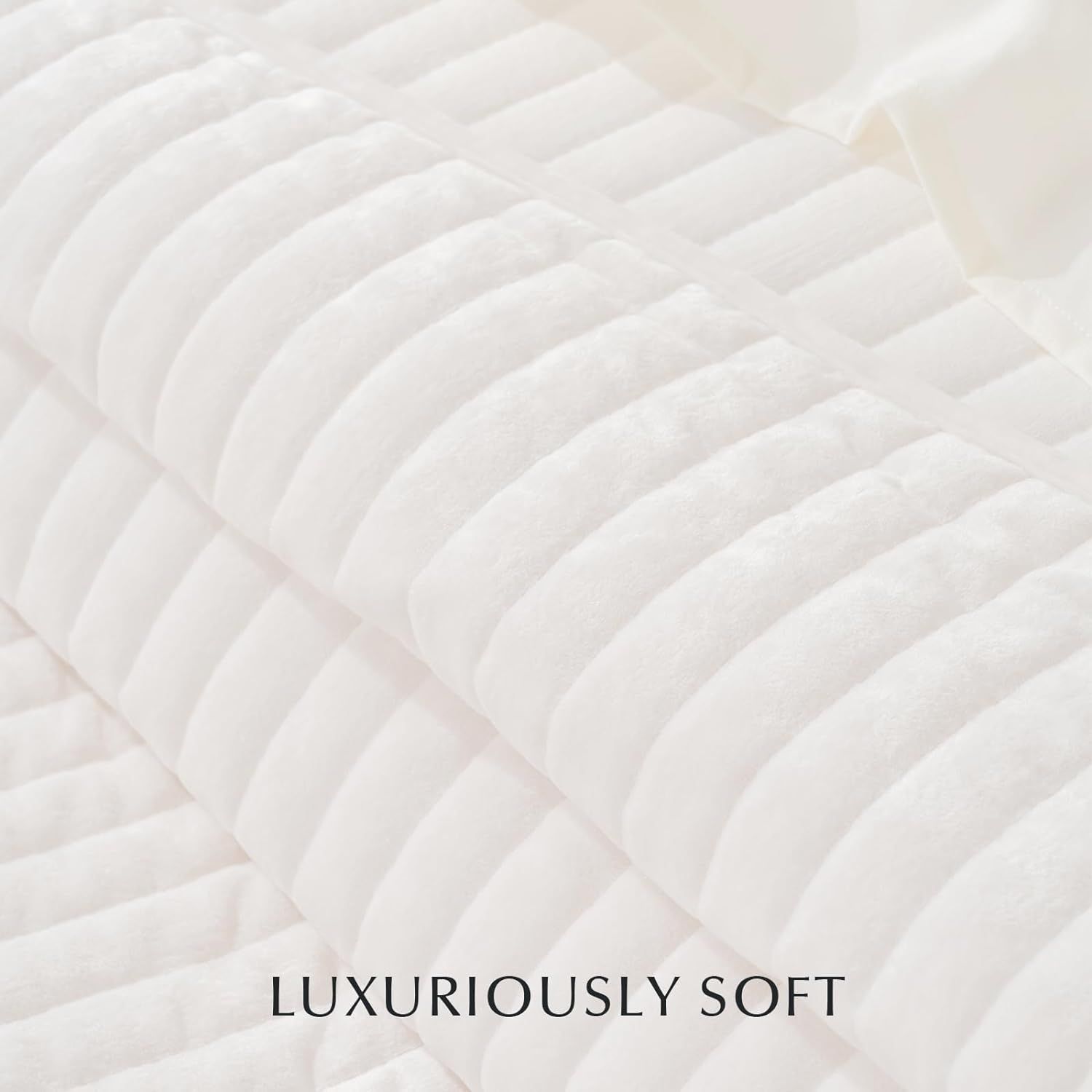 Velvet Quilt Set Queen Size, Luxurious Soft Striped Channel Bedding Set, Lightweight Velvet Comfo... | Amazon (US)