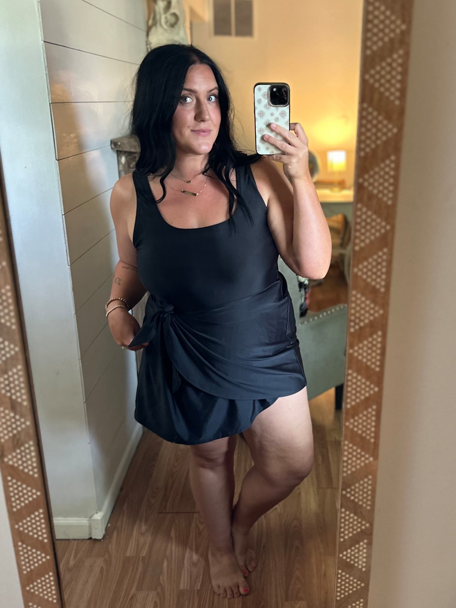 I’m wearing the 2XL but I could have done XL!