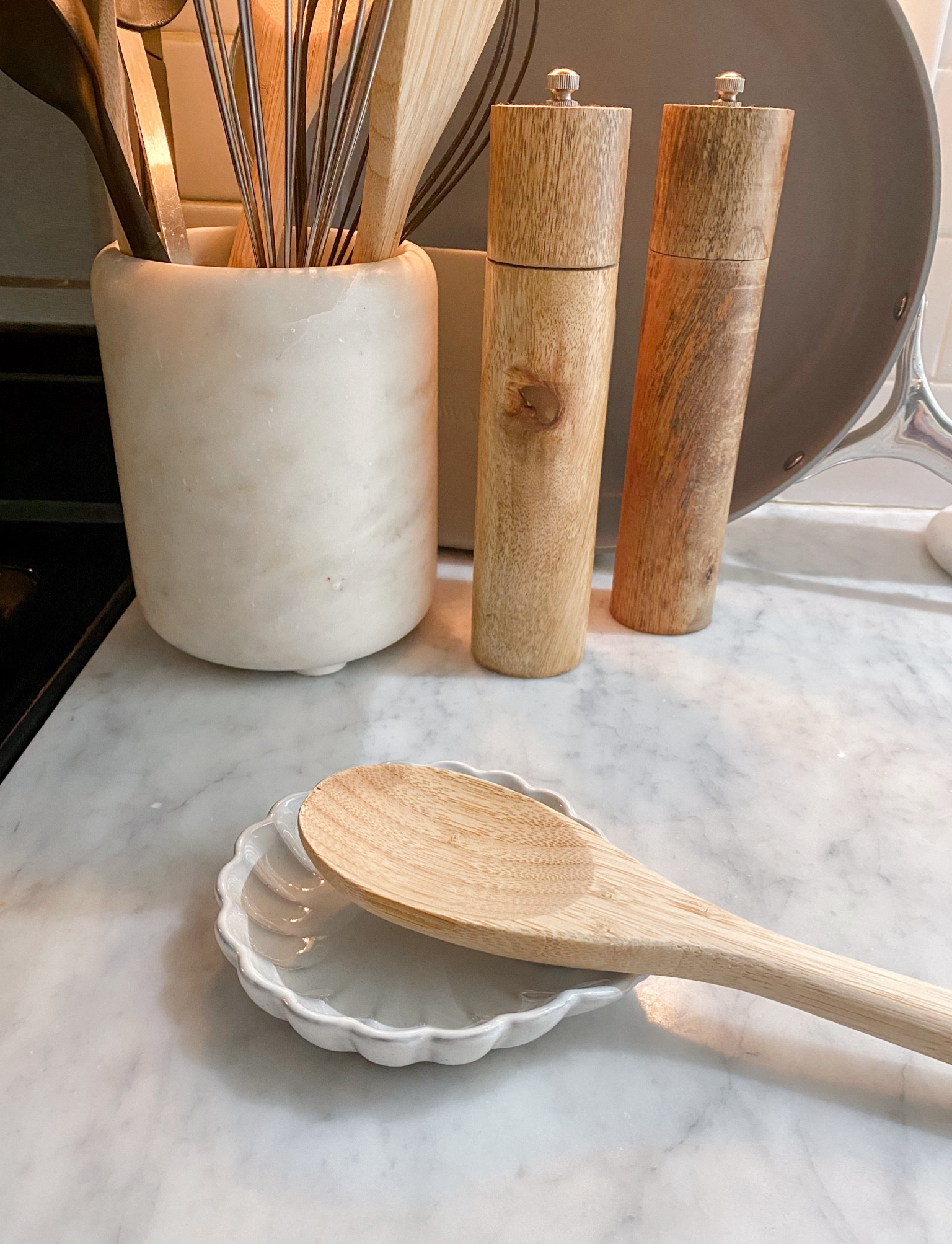 Spoon rest, scalloped spoon rest, 
home finds, kitchen

#LTKHome #LTKGiftGuide #LTKFindsUnder50