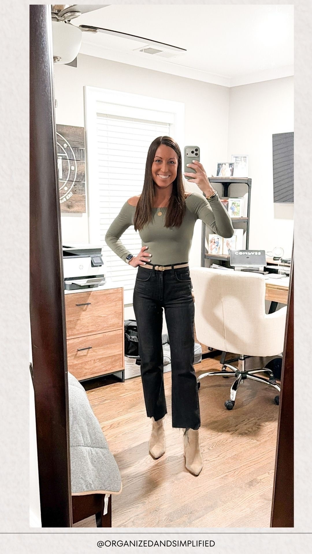 Love this green top from Amazon!  It comes in a ton of colors too!  

#LTKootd #LTKTravel #LTKOver40