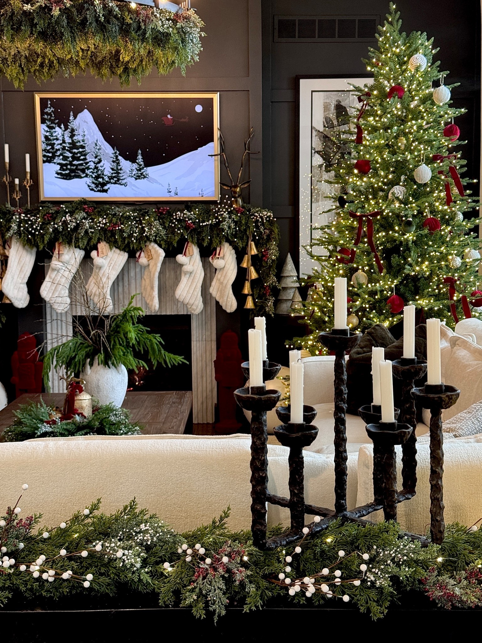 All things RED. ❤️

#LTKSeasonal #LTKHoliday #LTKHome