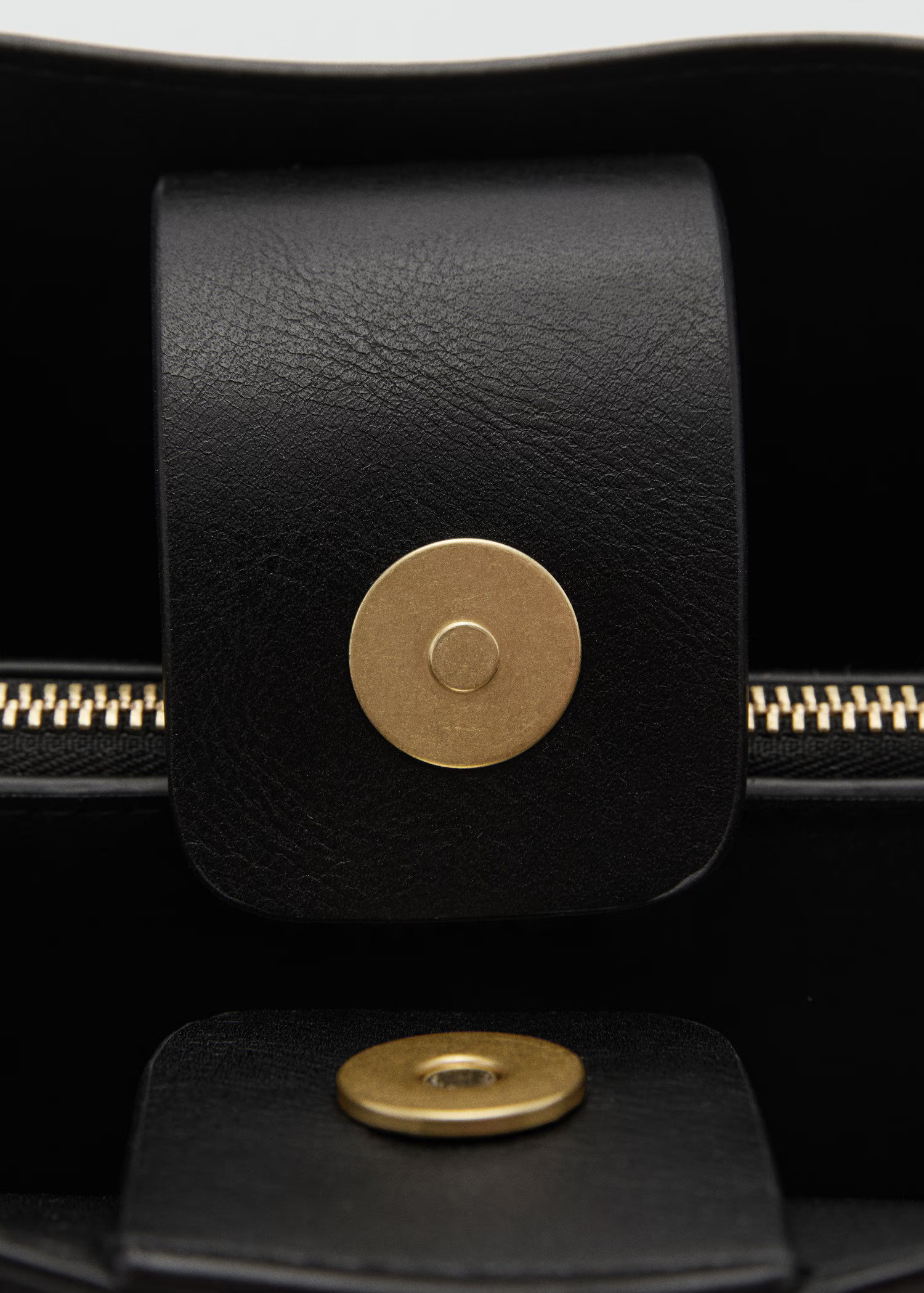 Shopper bag with padlock | MANGO (US)