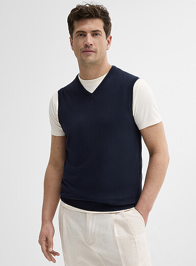 Soft knit vest | Simons